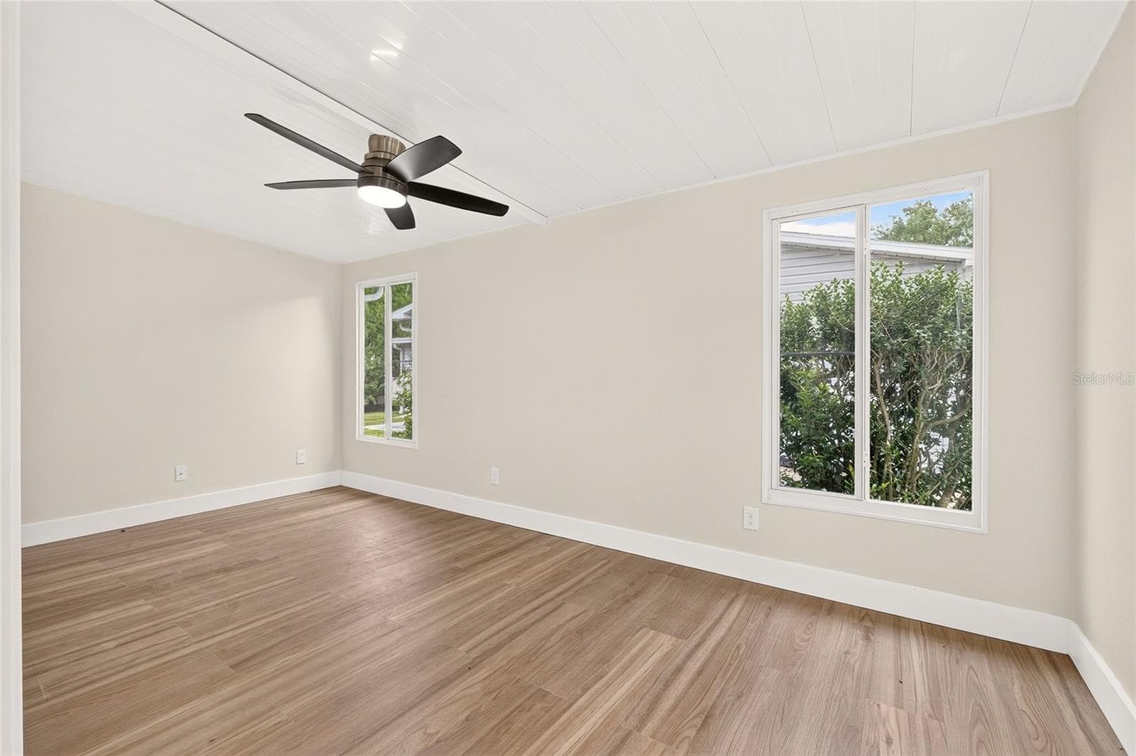 Bonus Room - 1124 DEL TORO DR, LADY LAKE