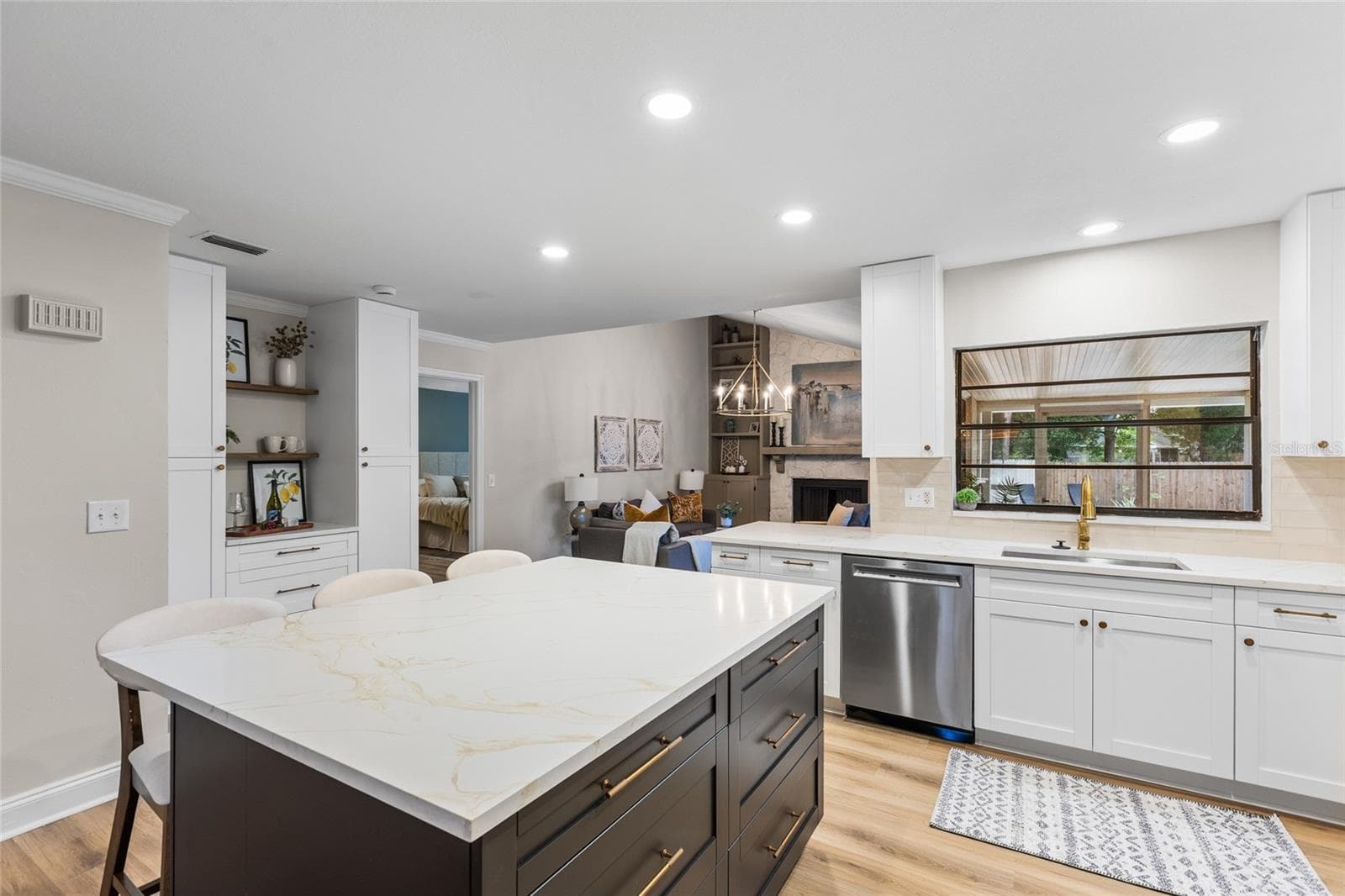 Open Concept Kitchen - 15804 IRONWARE PL, TAMPA