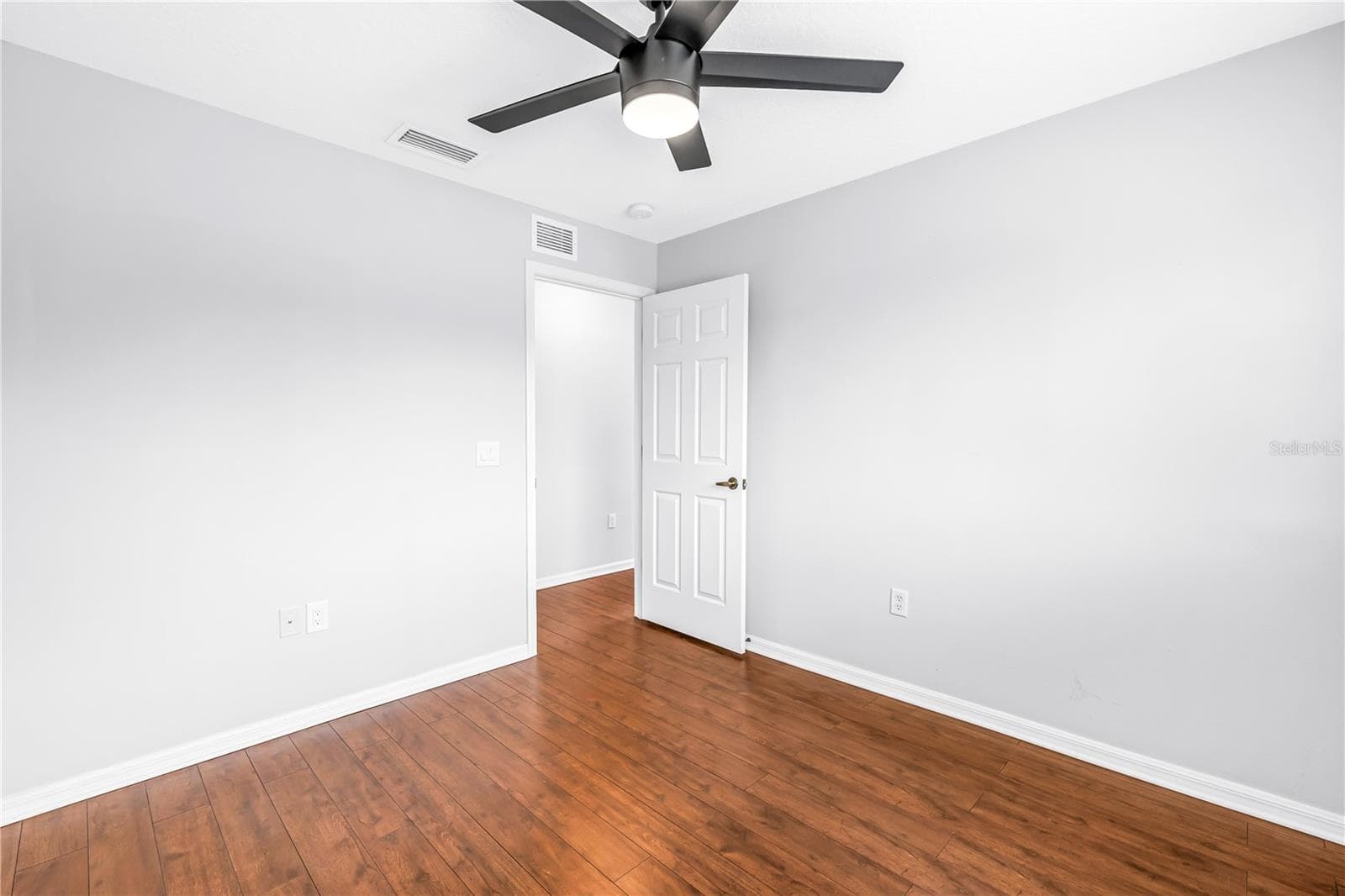 Single Family Residence at 3903 DAY BRIDGE PL, ELLENTON, photo 33 of 44