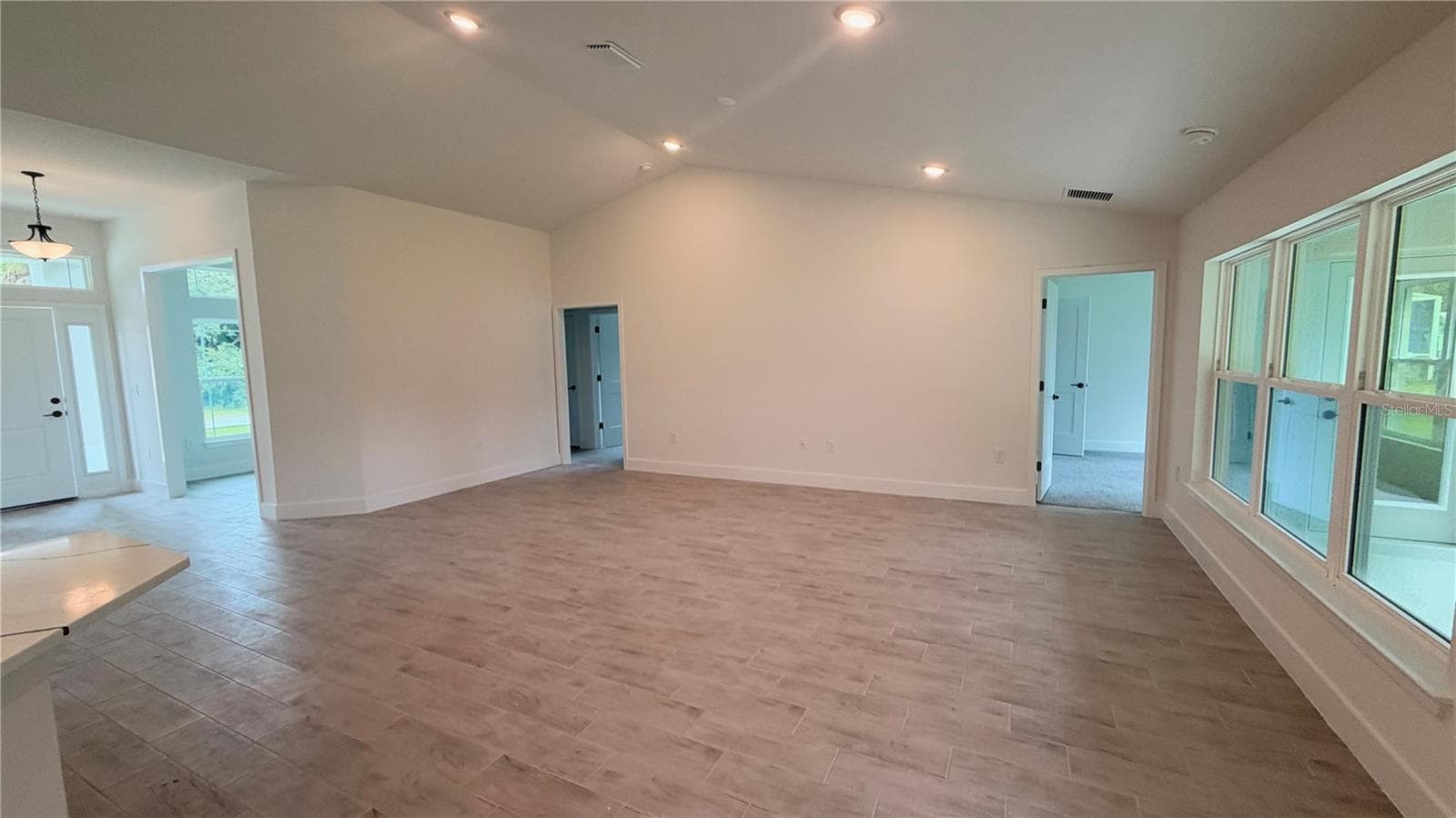 Single Family Residence at 2823 HUMBERT AVE, NORTH PORT, photo 6 of 12