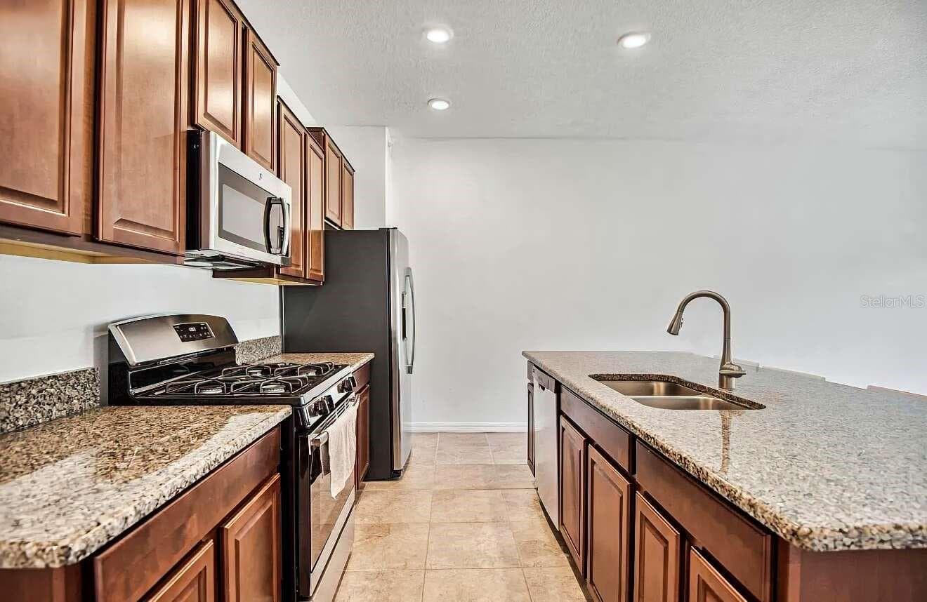 Townhouse at 3488 PINE RIBBON DR, LAND O LAKES, photo 8 of 28