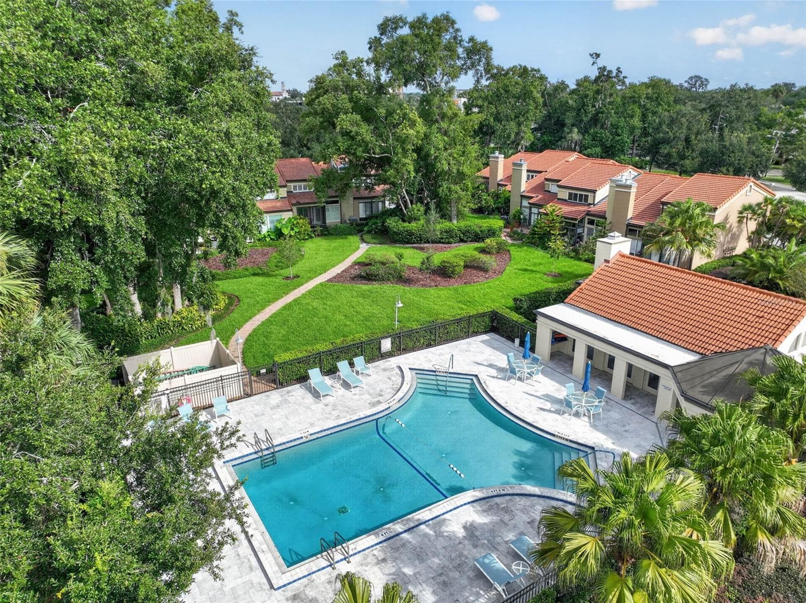 COMMUNITY POOL + CLUBHOUSE - 223 QUAYSIDE CIR #C11, MAITLAND