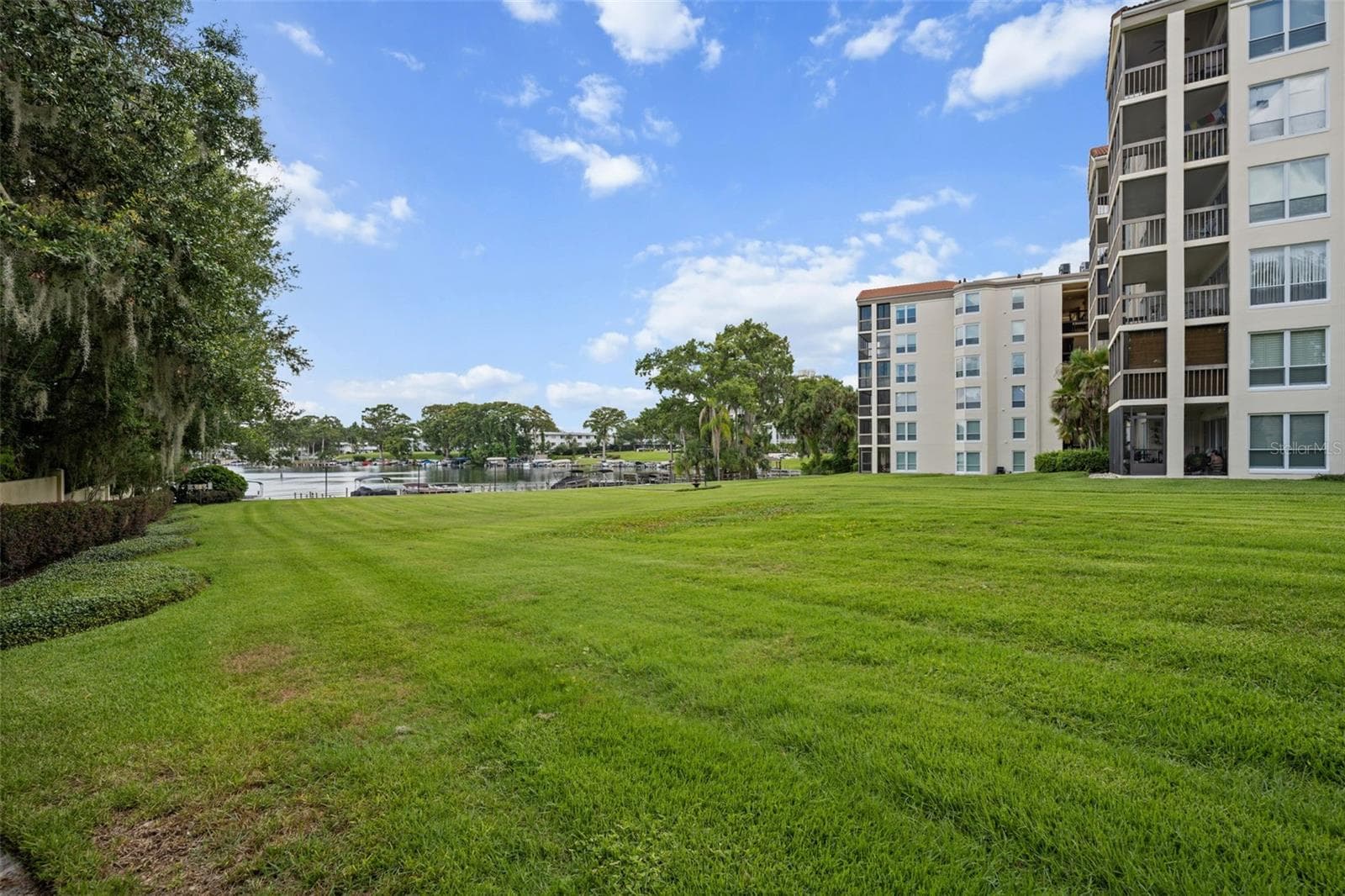 COMMUNITY GROUNDS - 223 QUAYSIDE CIR #C11, MAITLAND
