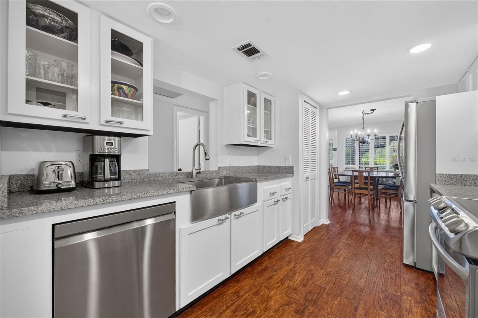 KITCHEN + DINING AREA - 223 QUAYSIDE CIR #C11, MAITLAND