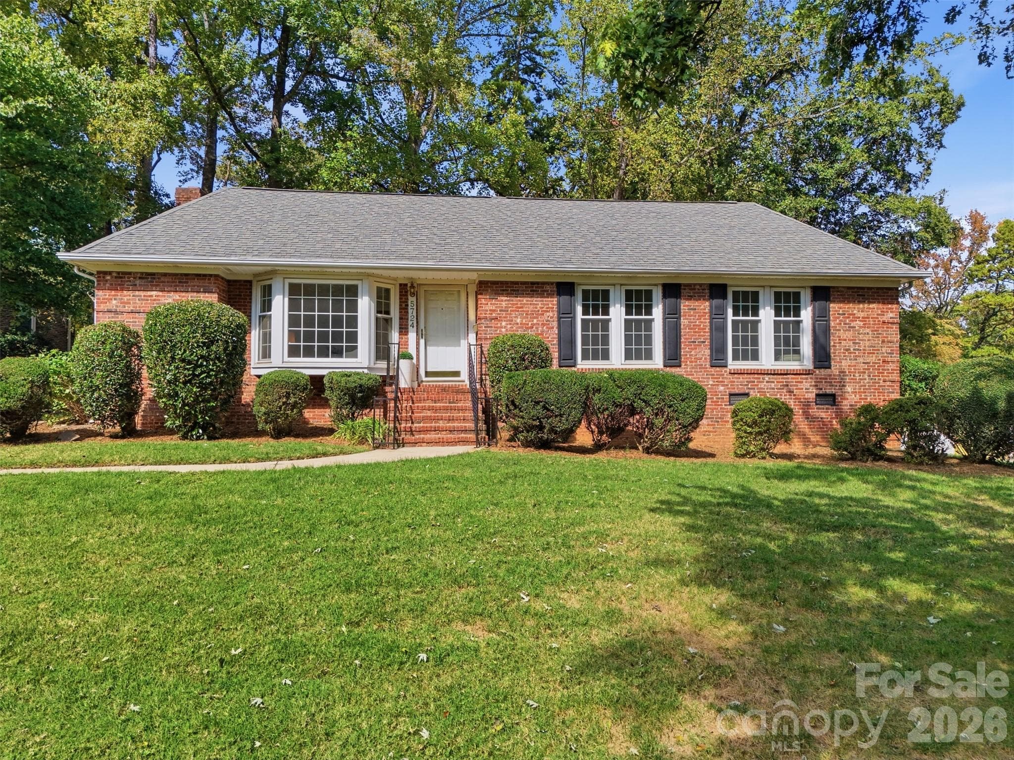 5724 Telfair Road