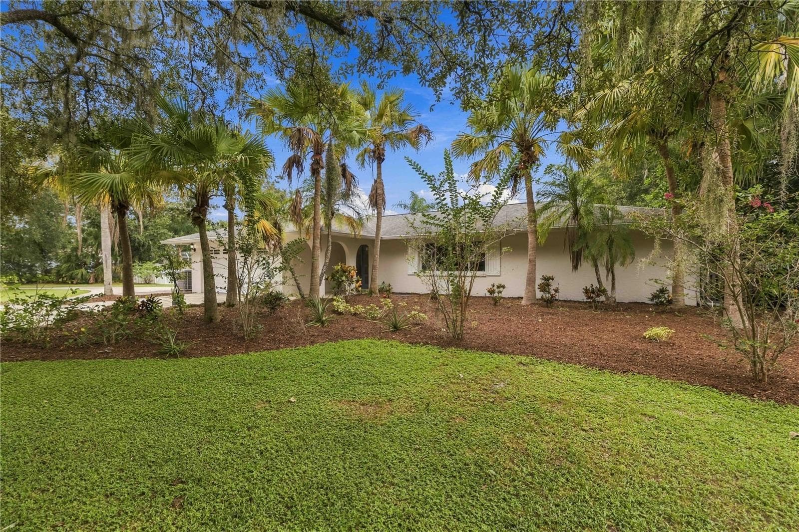 Single Family Residence at SARASOTA, photo 4 of 68