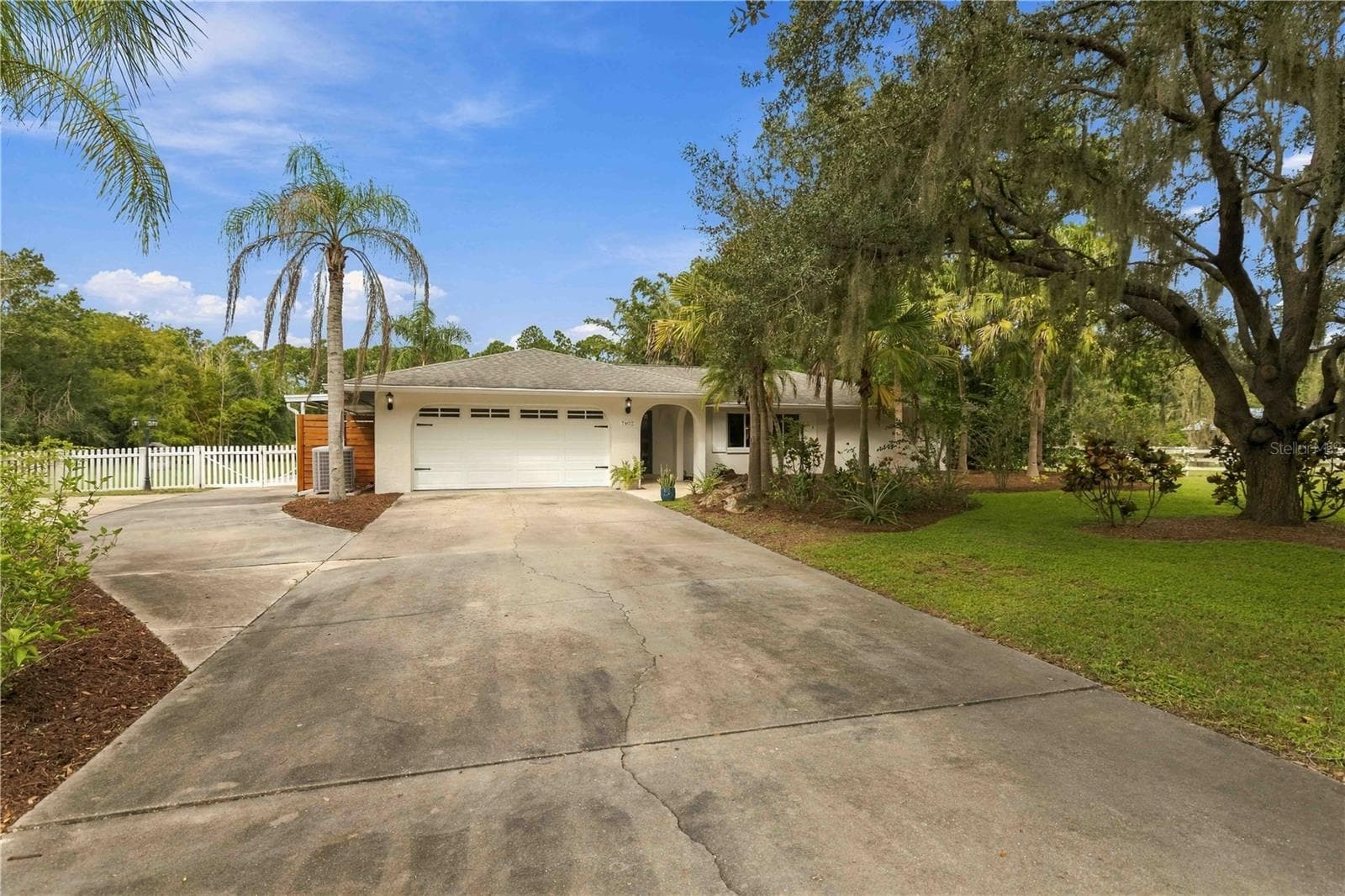 Single Family Residence at SARASOTA, photo 5 of 68
