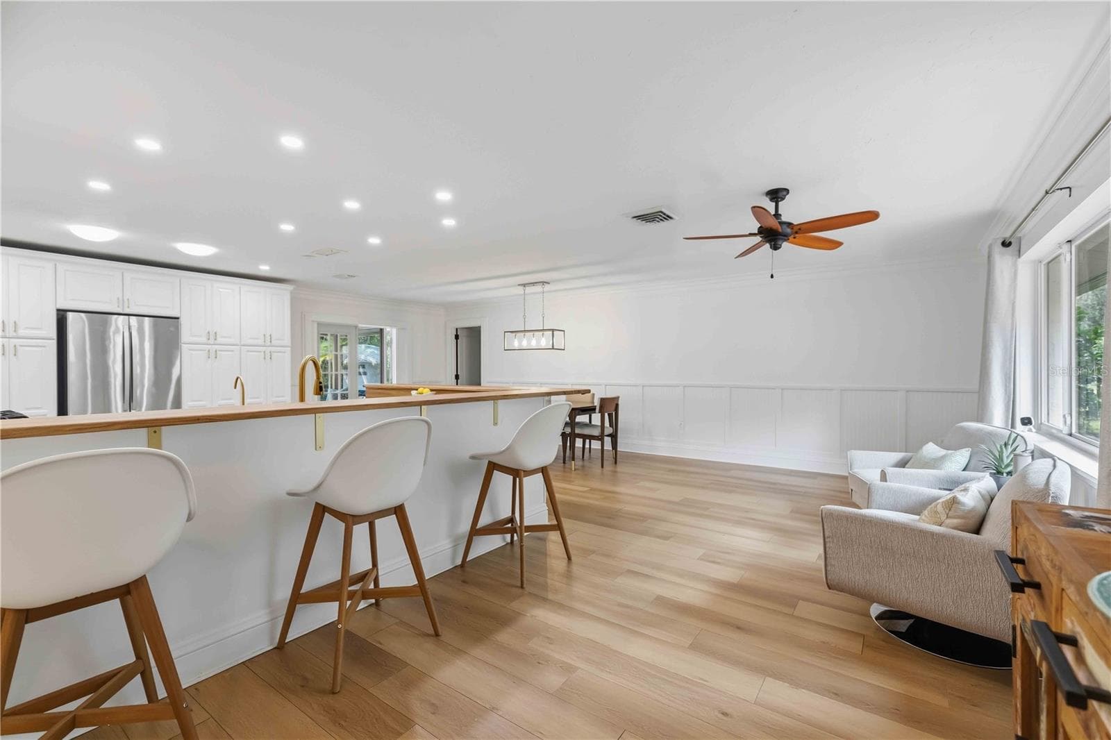 Single Family Residence at SARASOTA, photo 11 of 68