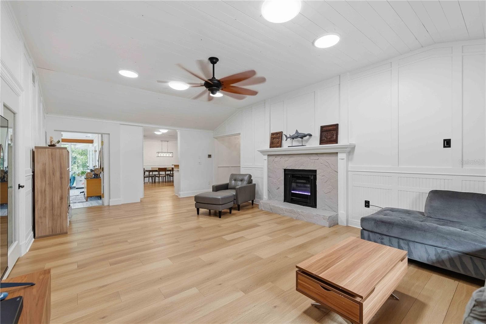 Single Family Residence at SARASOTA, photo 20 of 68