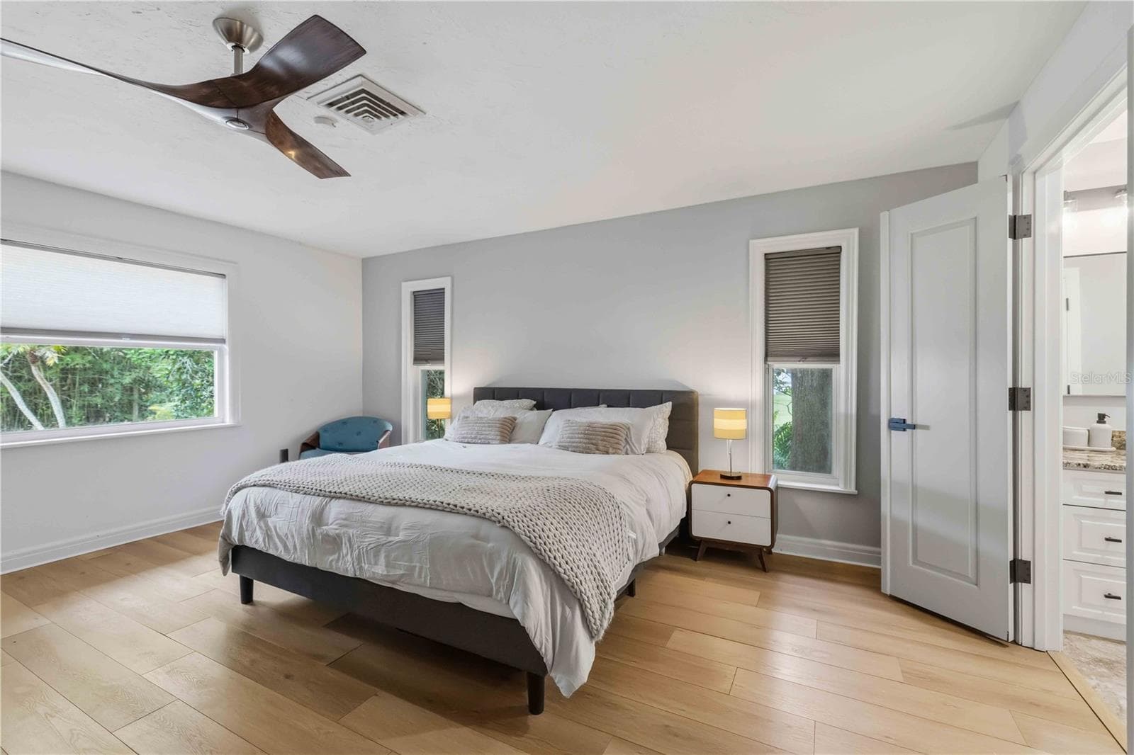 Single Family Residence at SARASOTA, photo 23 of 68