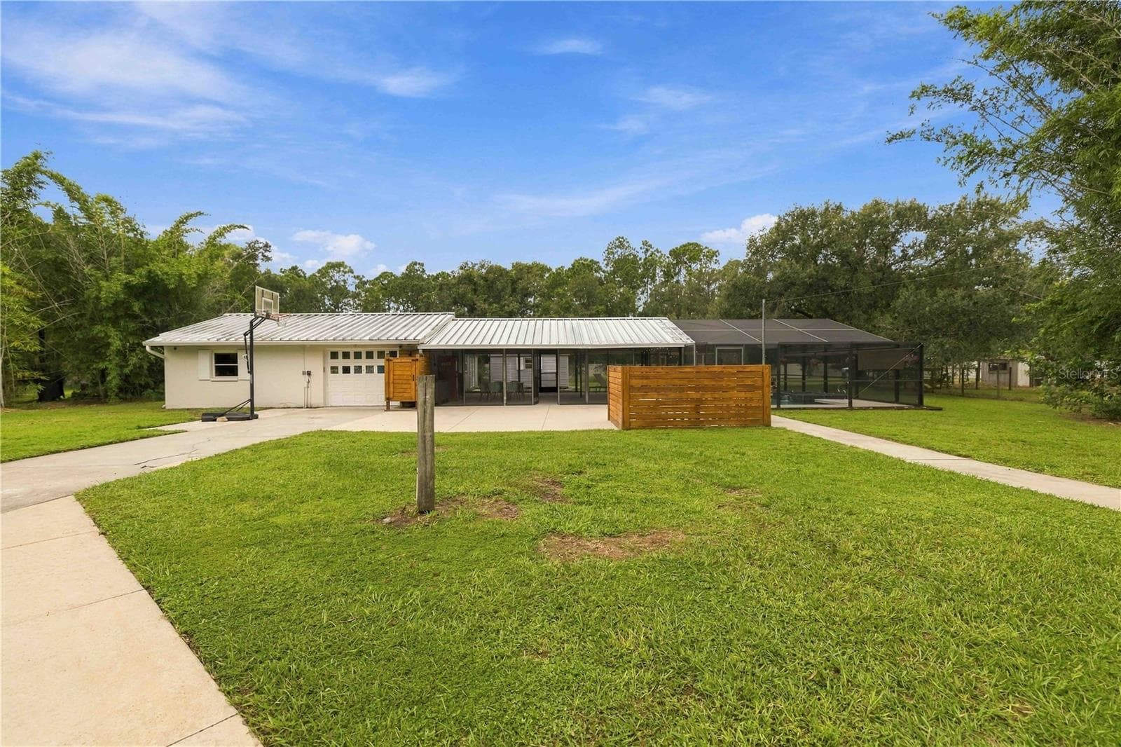 Single Family Residence at SARASOTA, photo 35 of 68