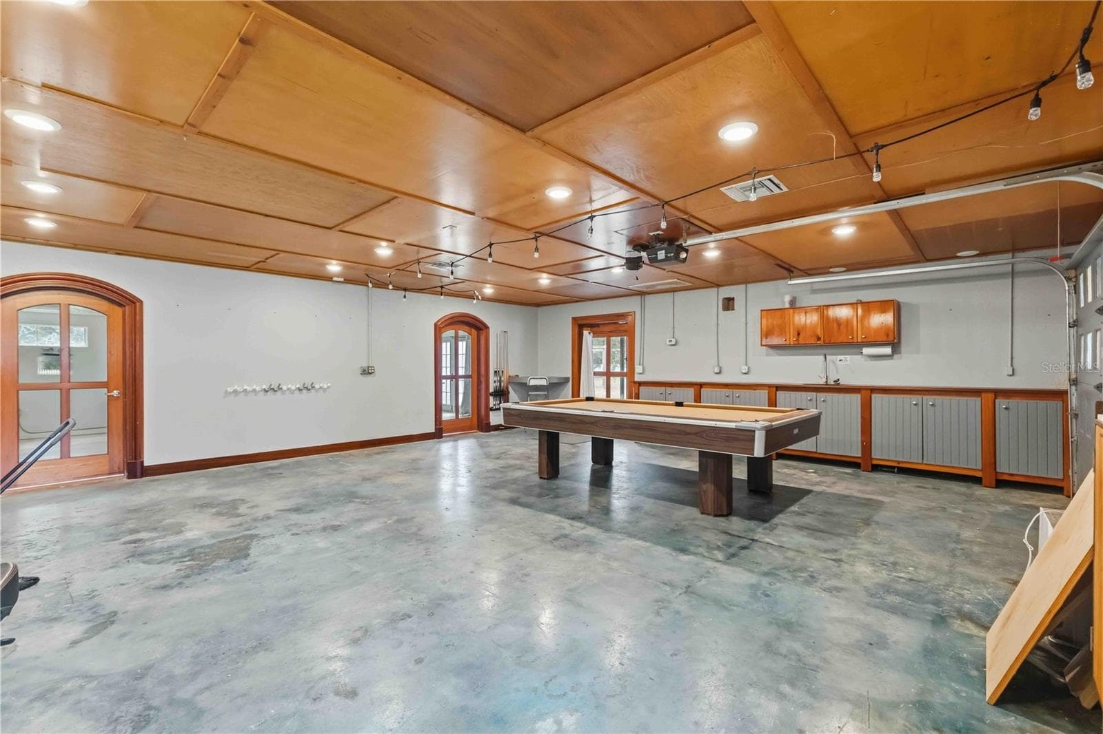 Single Family Residence at SARASOTA, photo 36 of 68