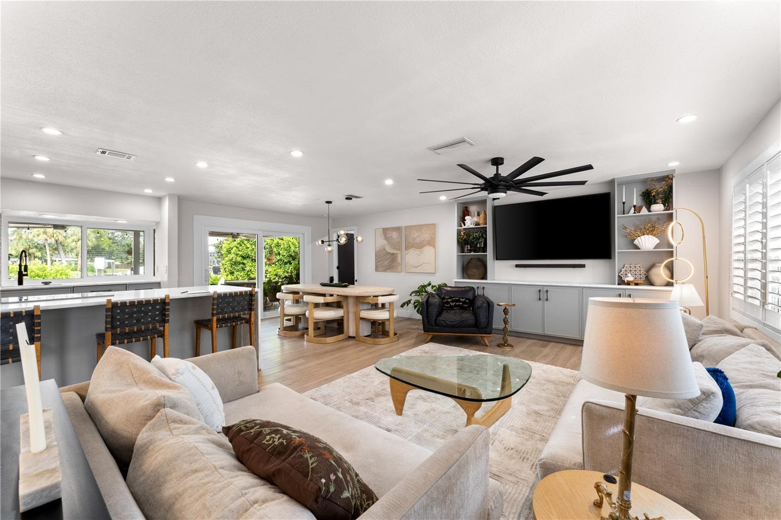 Living Room - Open Concept - 4785 BUTTERFLY PL NE, ST PETERSBURG