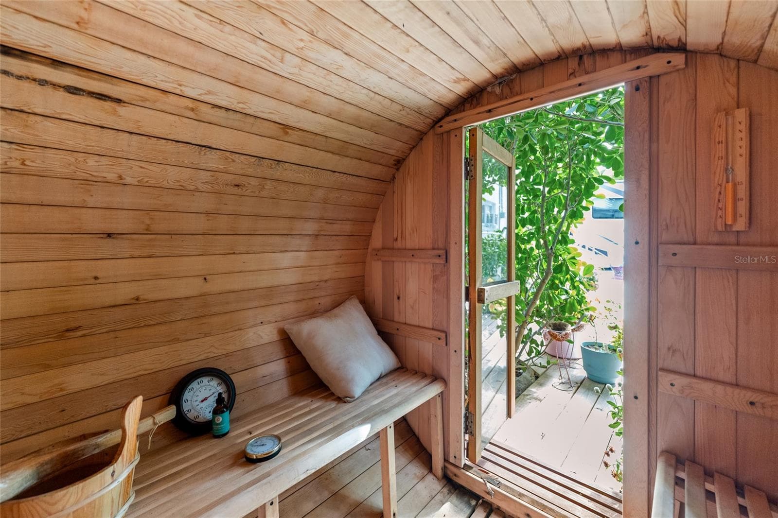 Interior Sauna View - 4785 BUTTERFLY PL NE, ST PETERSBURG