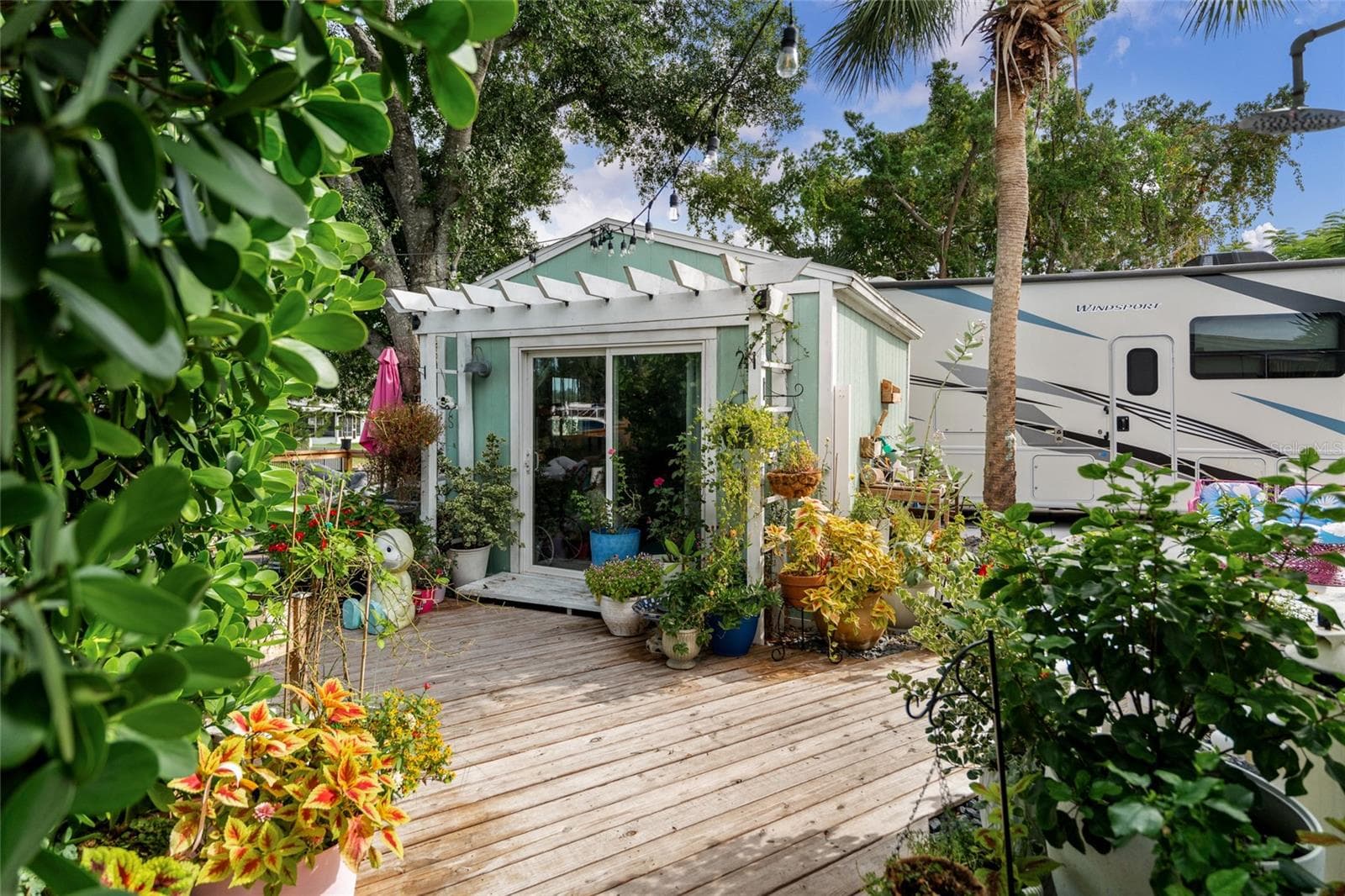 She Shed/Hang-Out - 4785 BUTTERFLY PL NE, ST PETERSBURG