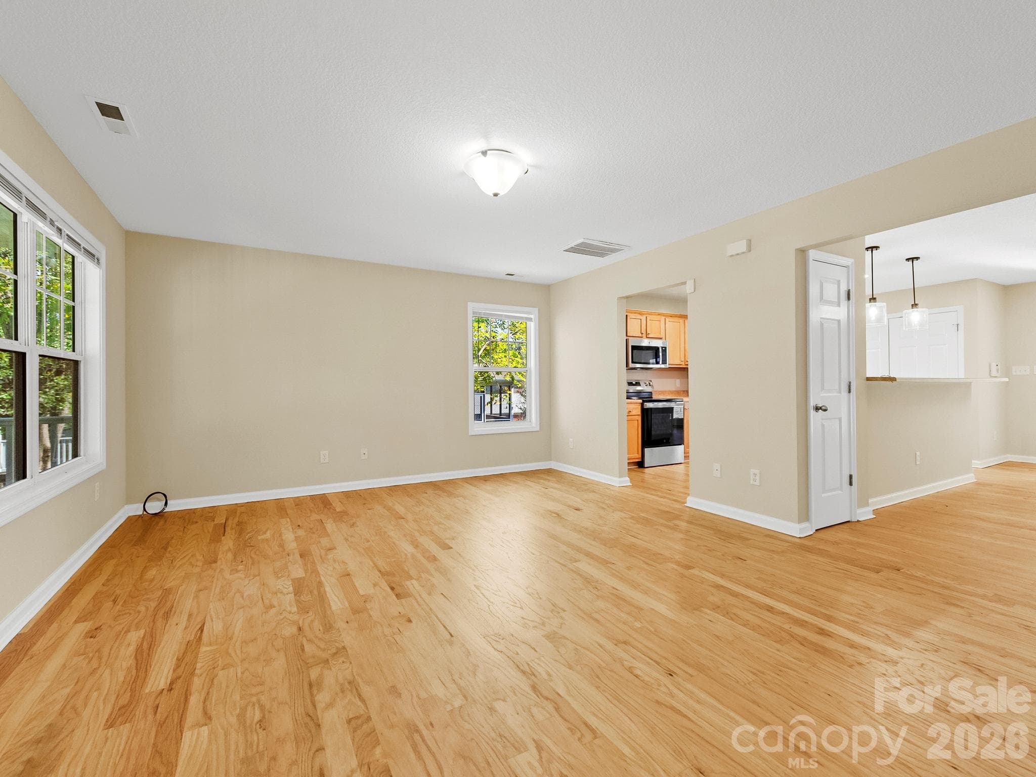 Beautiful HWF - 81 Crayton Road, Asheville