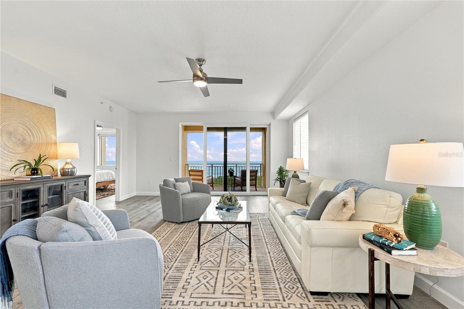 5th Floor End Unit - 80 SURFVIEW DR #524, PALM COAST