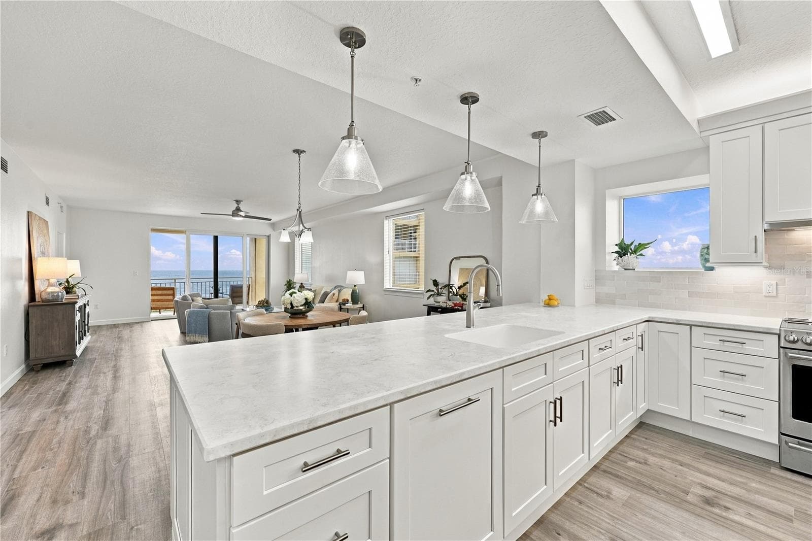 Open-Concept Kitchen & Living - 80 SURFVIEW DR #524, PALM COAST