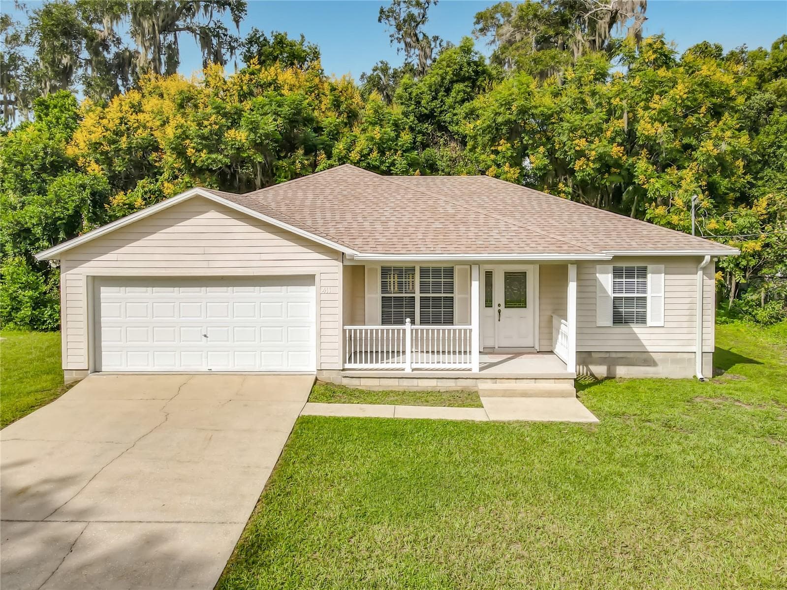 411 COLLINS CT