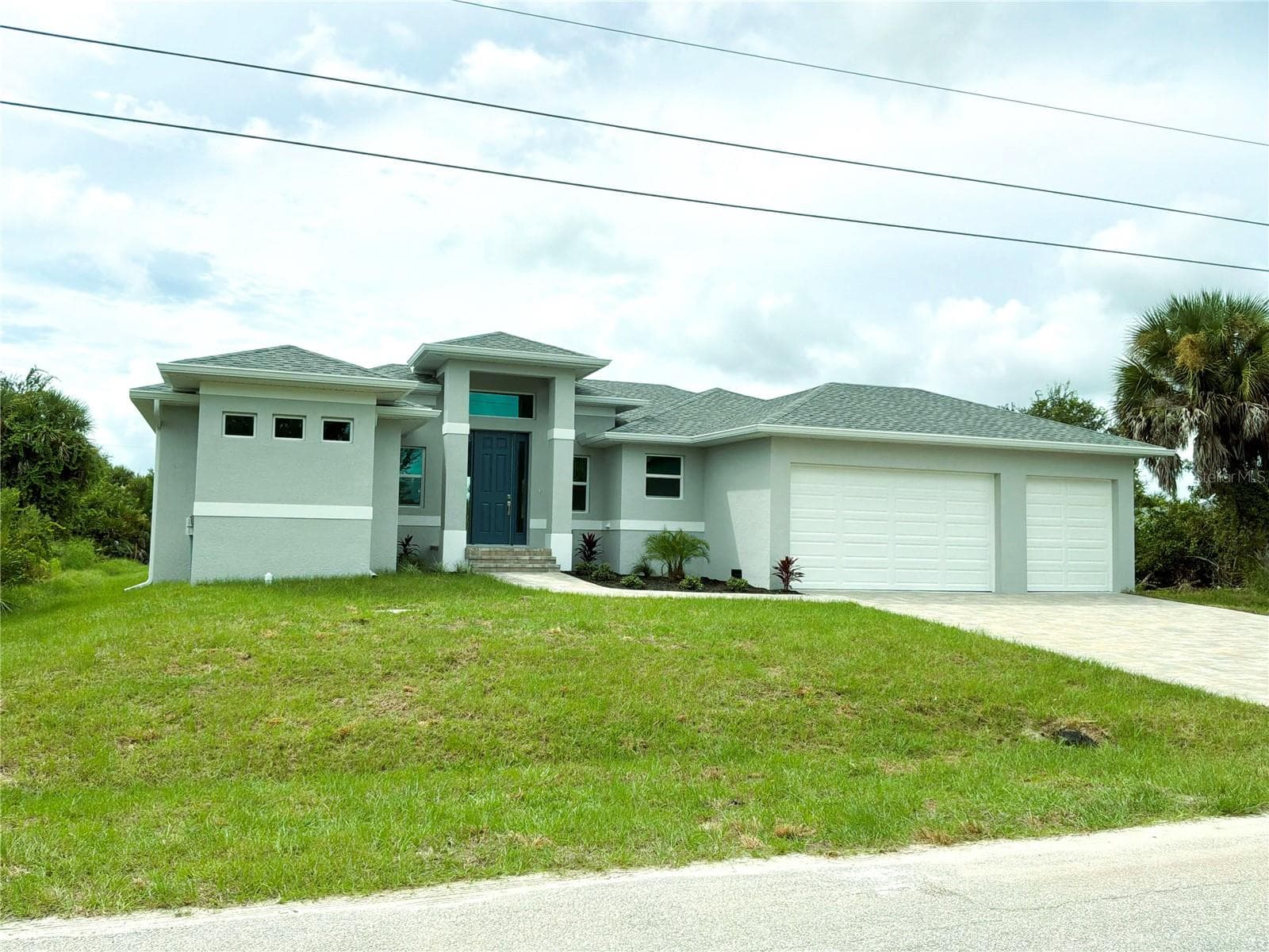 Single Family Residence at 13379 BOUVARDIA LN, PORT CHARLOTTE, photo 2 of 23
