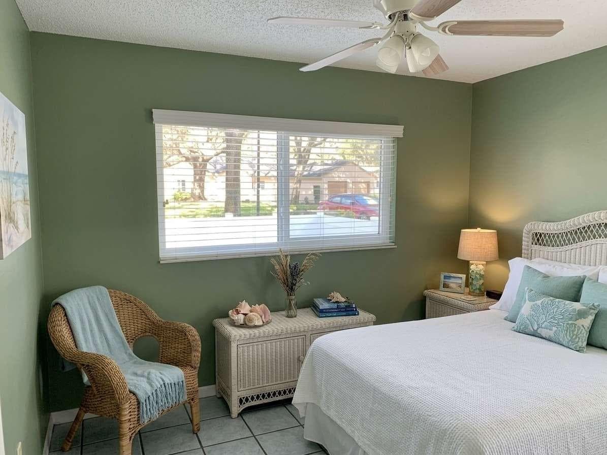 Condominium at 13136 CYPRESS HILL DR #125A, HUDSON, photo 17 of 24