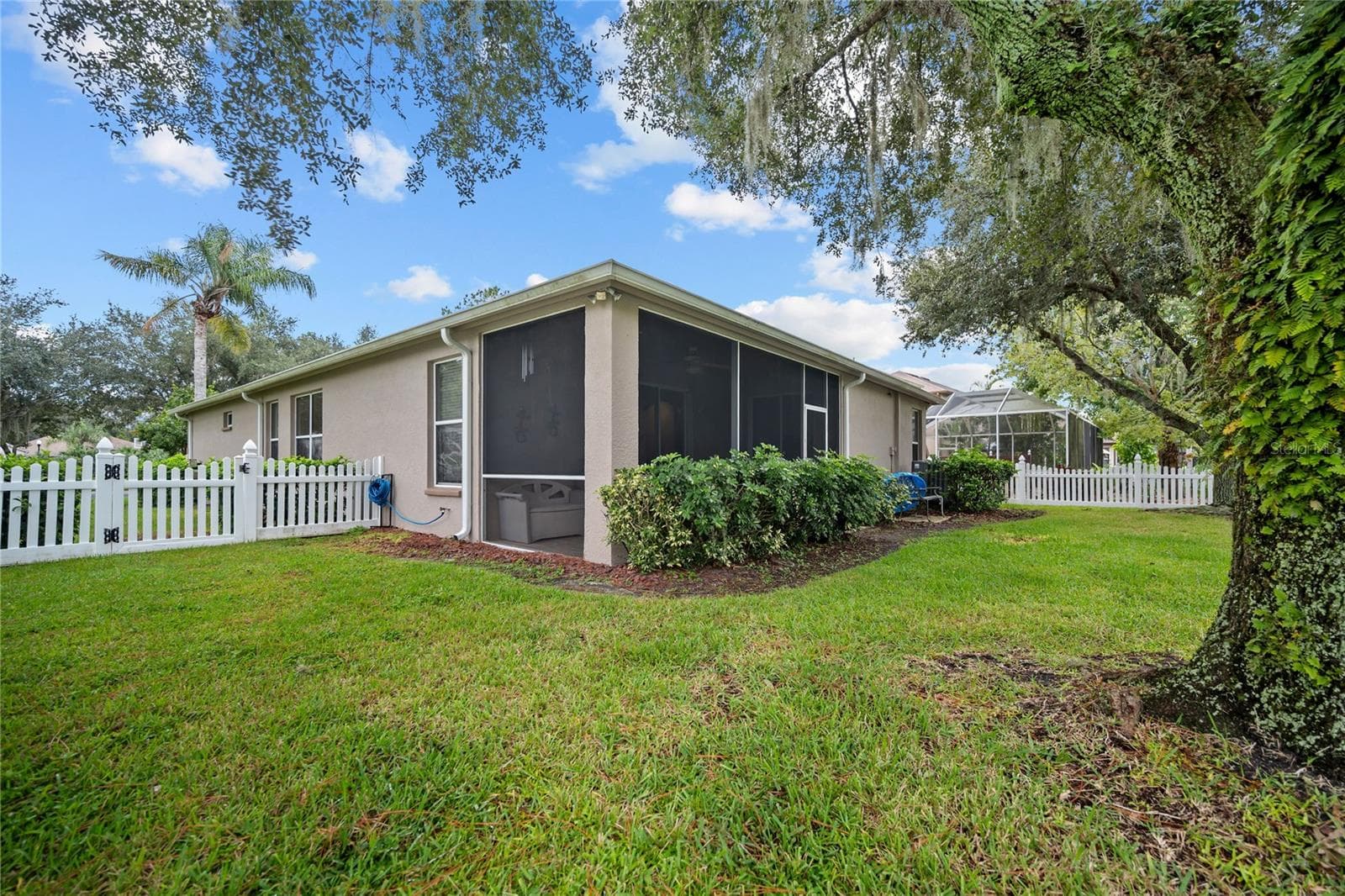 Single Family Residence at 27537 EDENFIELD DR, WESLEY CHAPEL, photo 31 of 42
