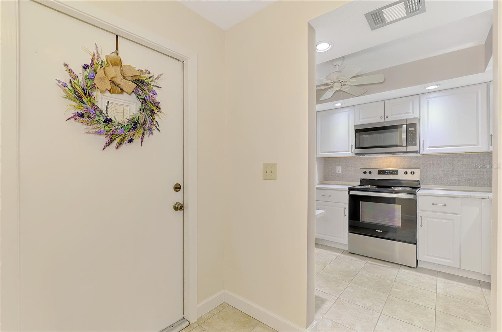 Condominium at 375 THREE LAKES LN #A, VENICE, photo 8 of 49