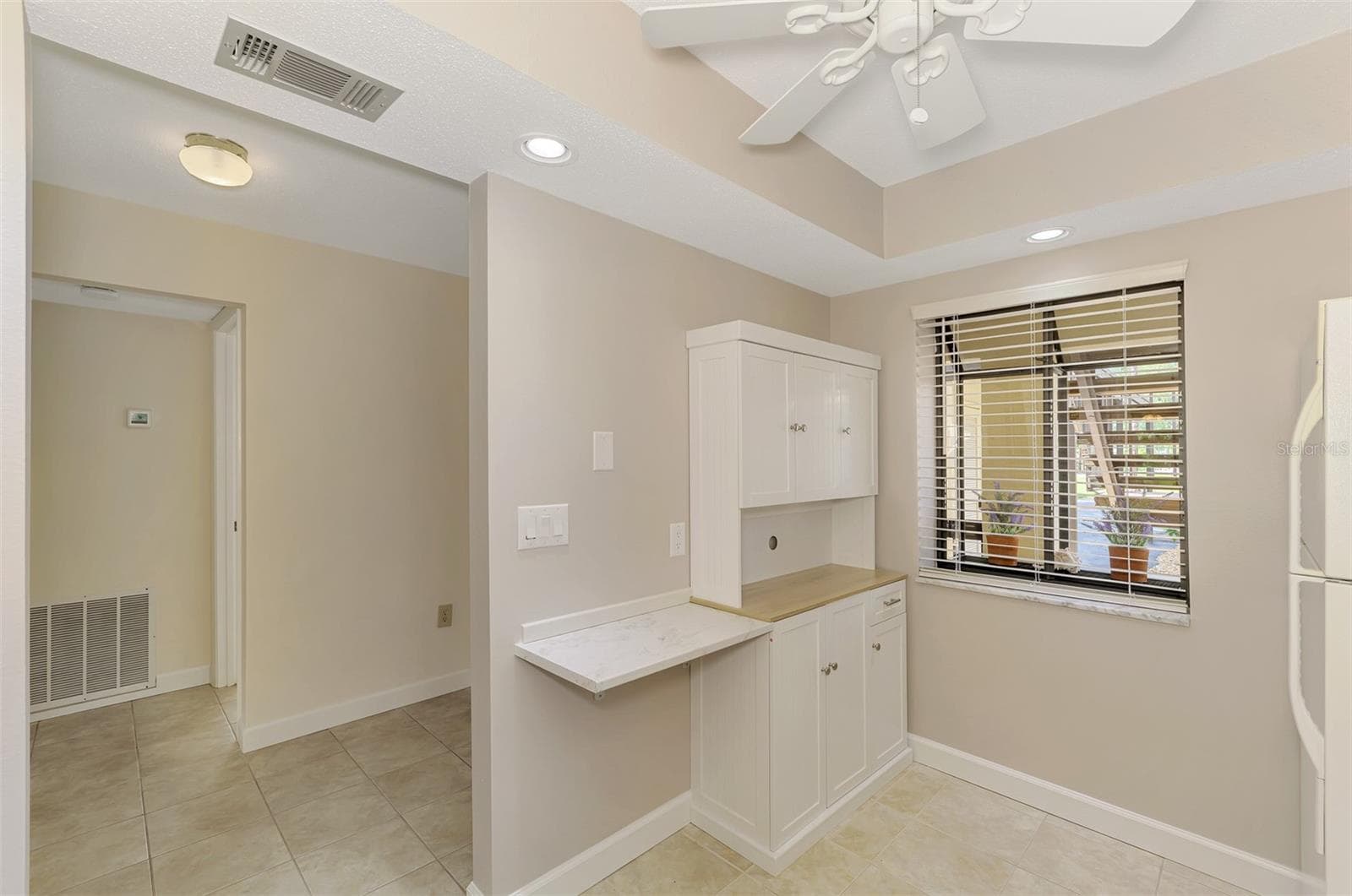 Condominium at 375 THREE LAKES LN #A, VENICE, photo 14 of 49