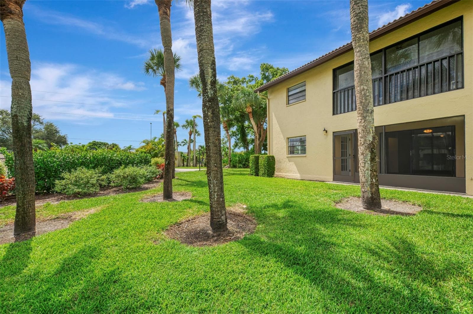 Condominium at 375 THREE LAKES LN #A, VENICE, photo 31 of 49