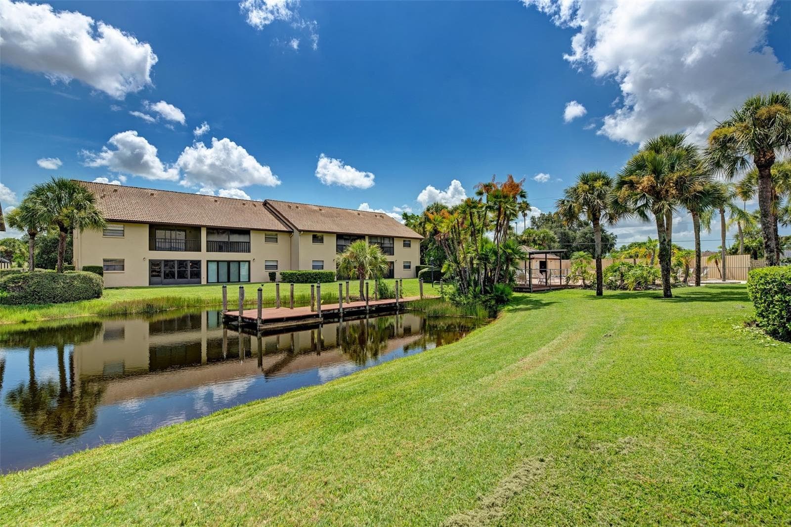 Condominium at 375 THREE LAKES LN #A, VENICE, photo 44 of 49