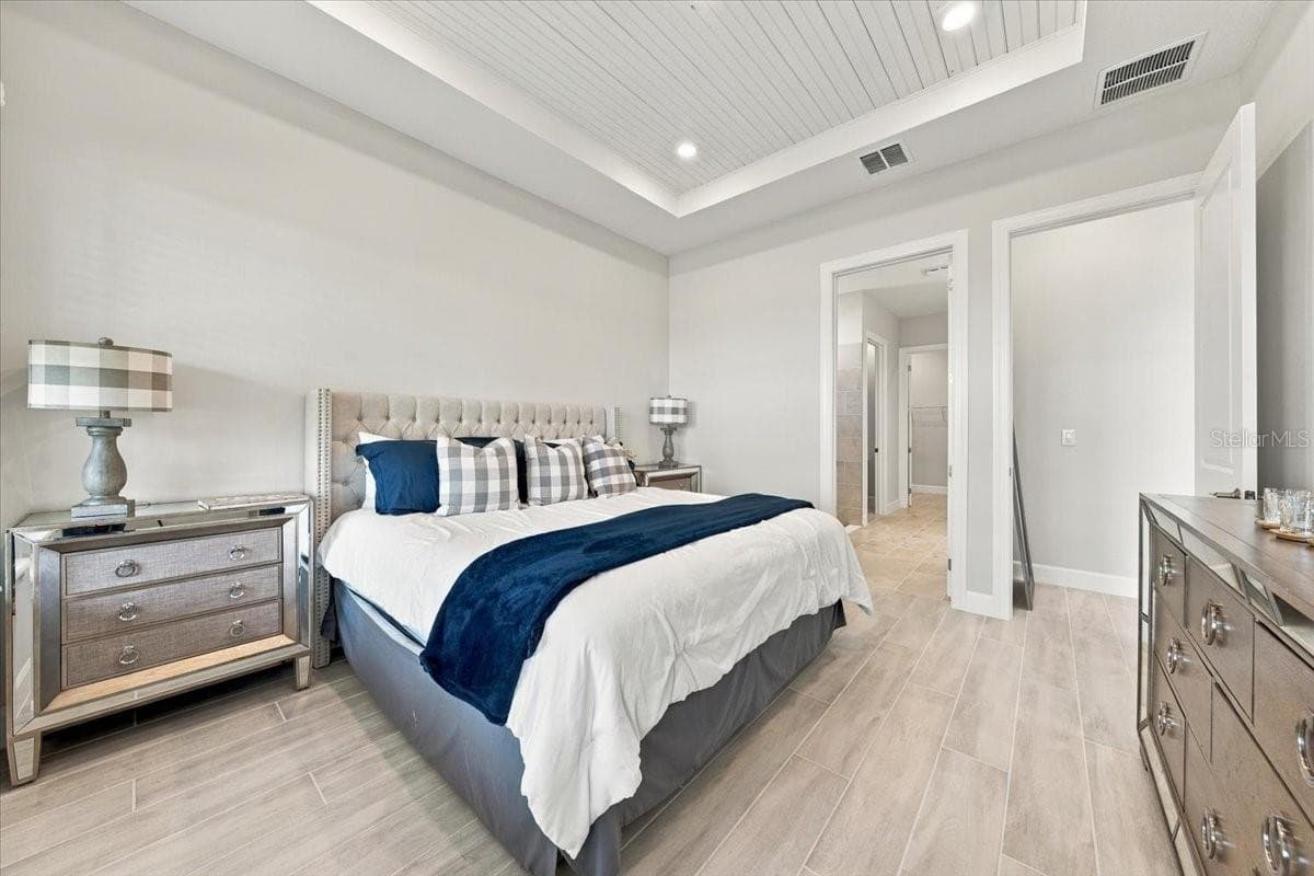 Single Family Residence at 13705 IONA AVE, PALMETTO, photo 24 of 45