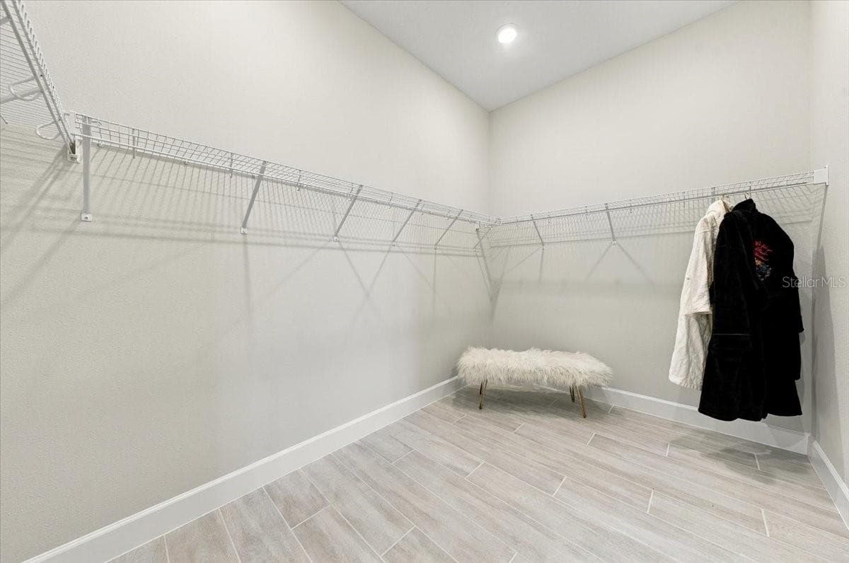Large Walk In Closet! - 13705 IONA AVE, PALMETTO