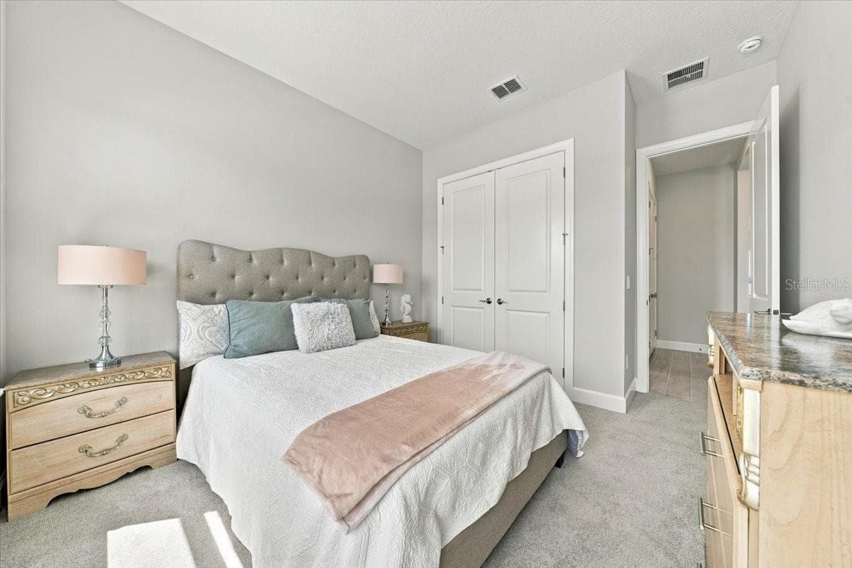 Single Family Residence at 13705 IONA AVE, PALMETTO, photo 33 of 45