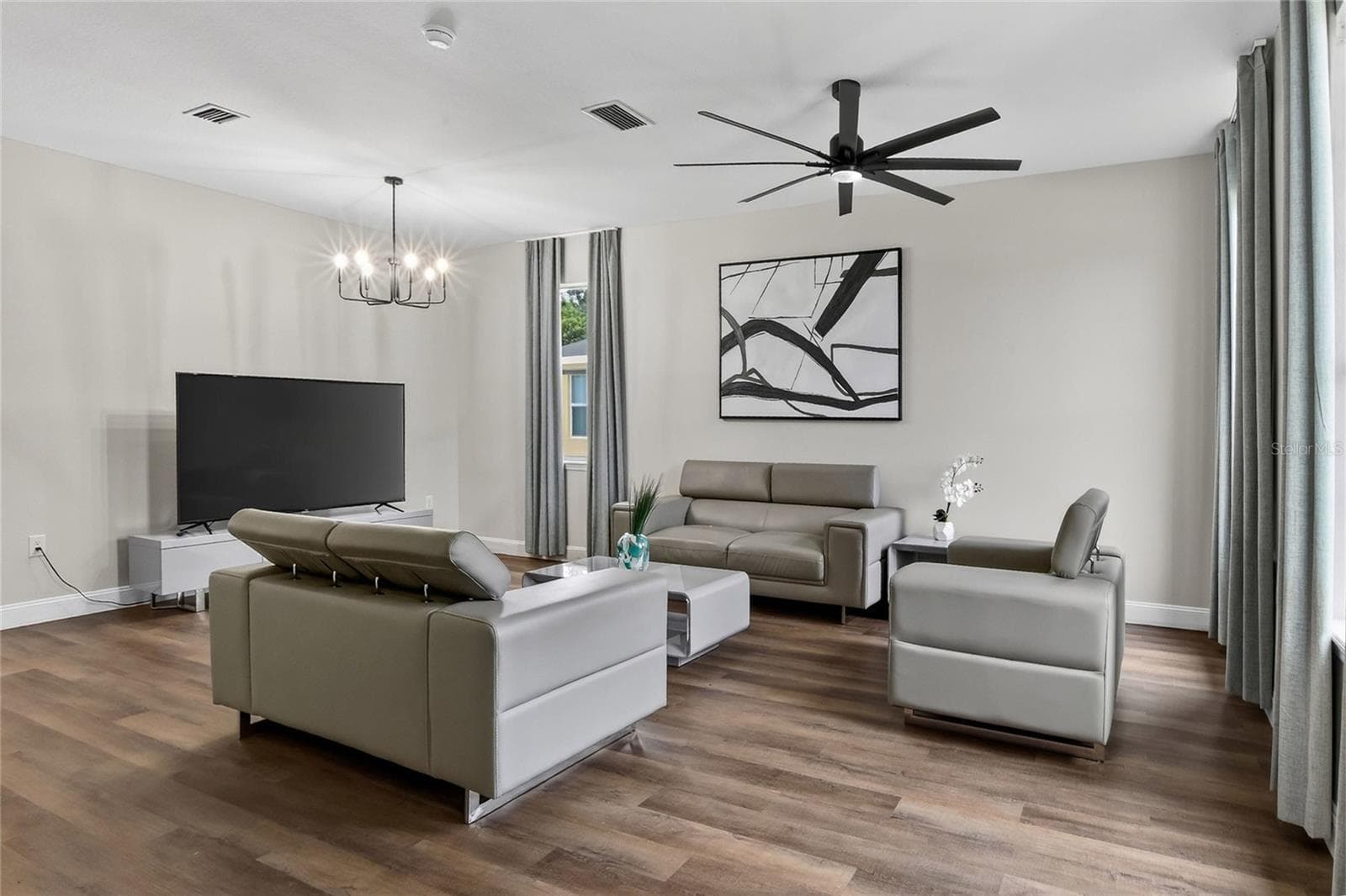 Living Room - 2729 WALDEN WOODS DR, PLANT CITY