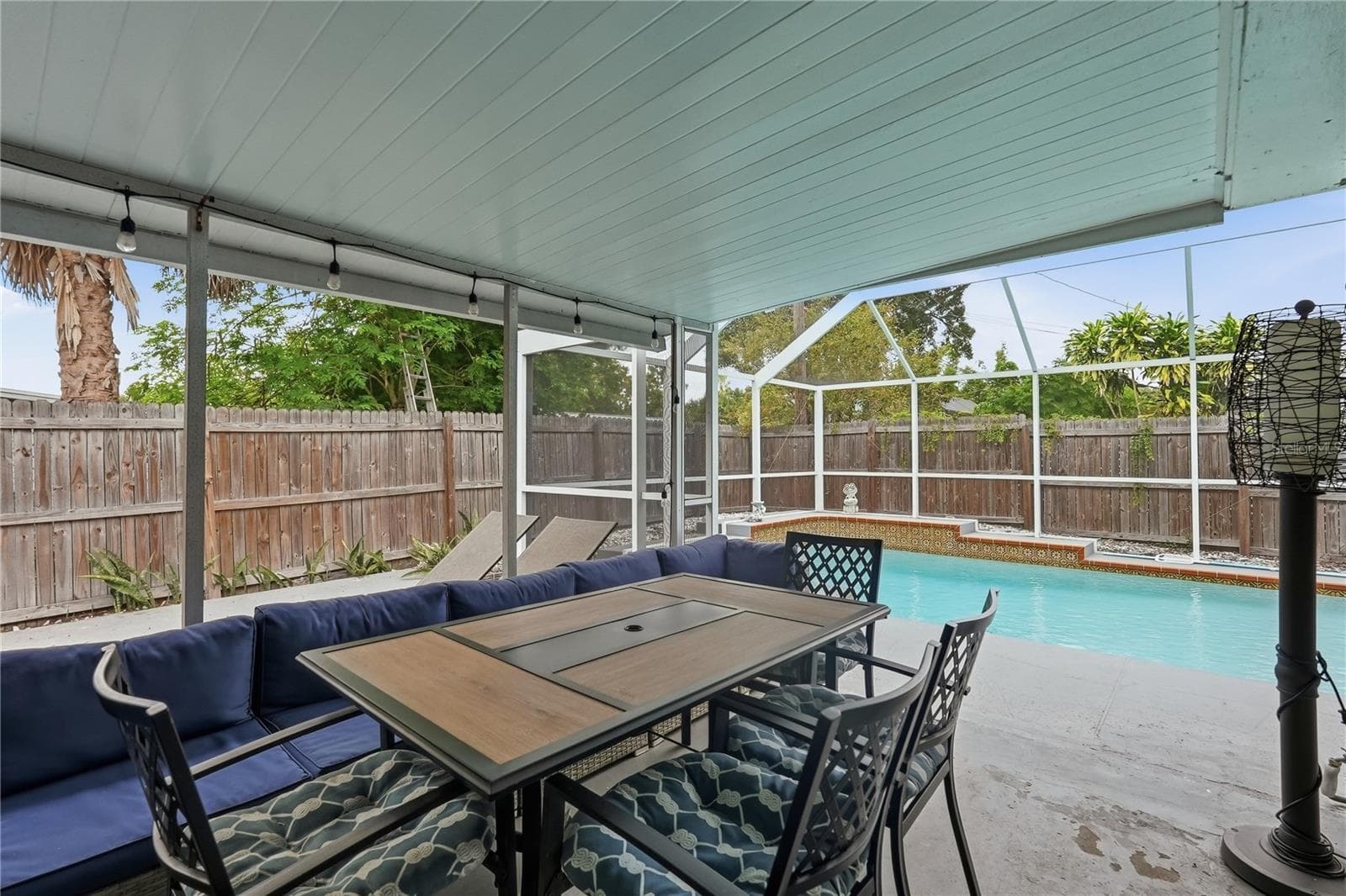 Single Family Residence at 11632 EASY ST, LARGO, photo 3 of 30
