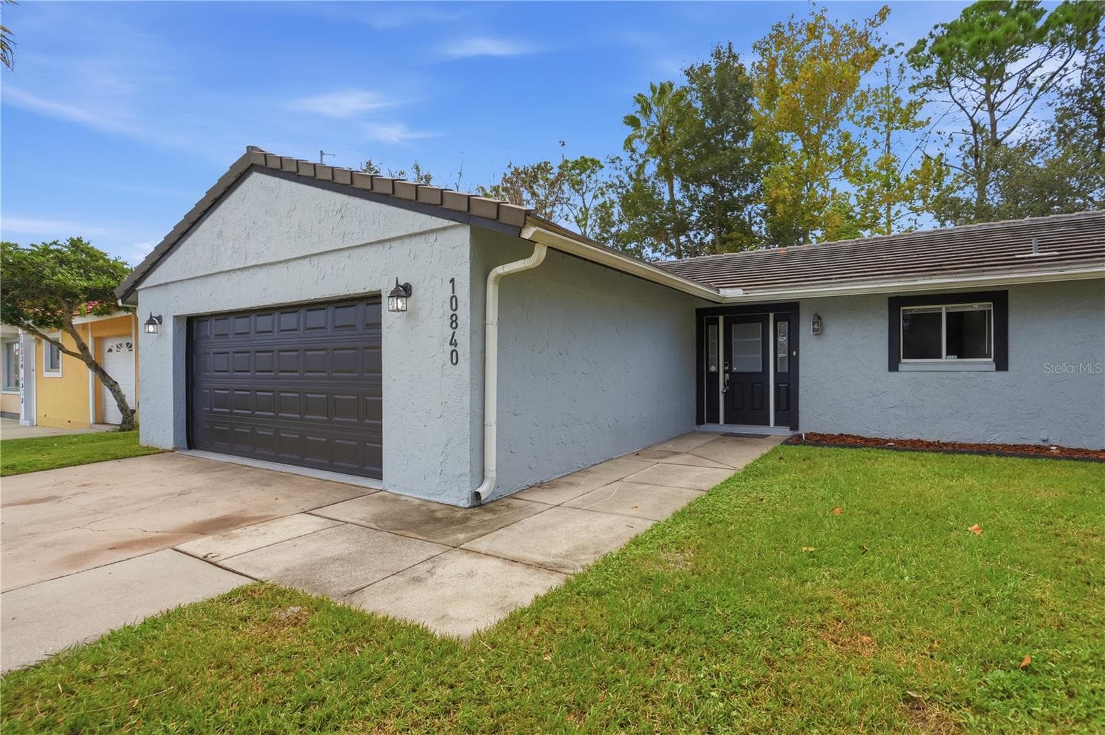 Single Family Residence at 10840 WILDERNESS CT, ORLANDO, photo 3 of 33