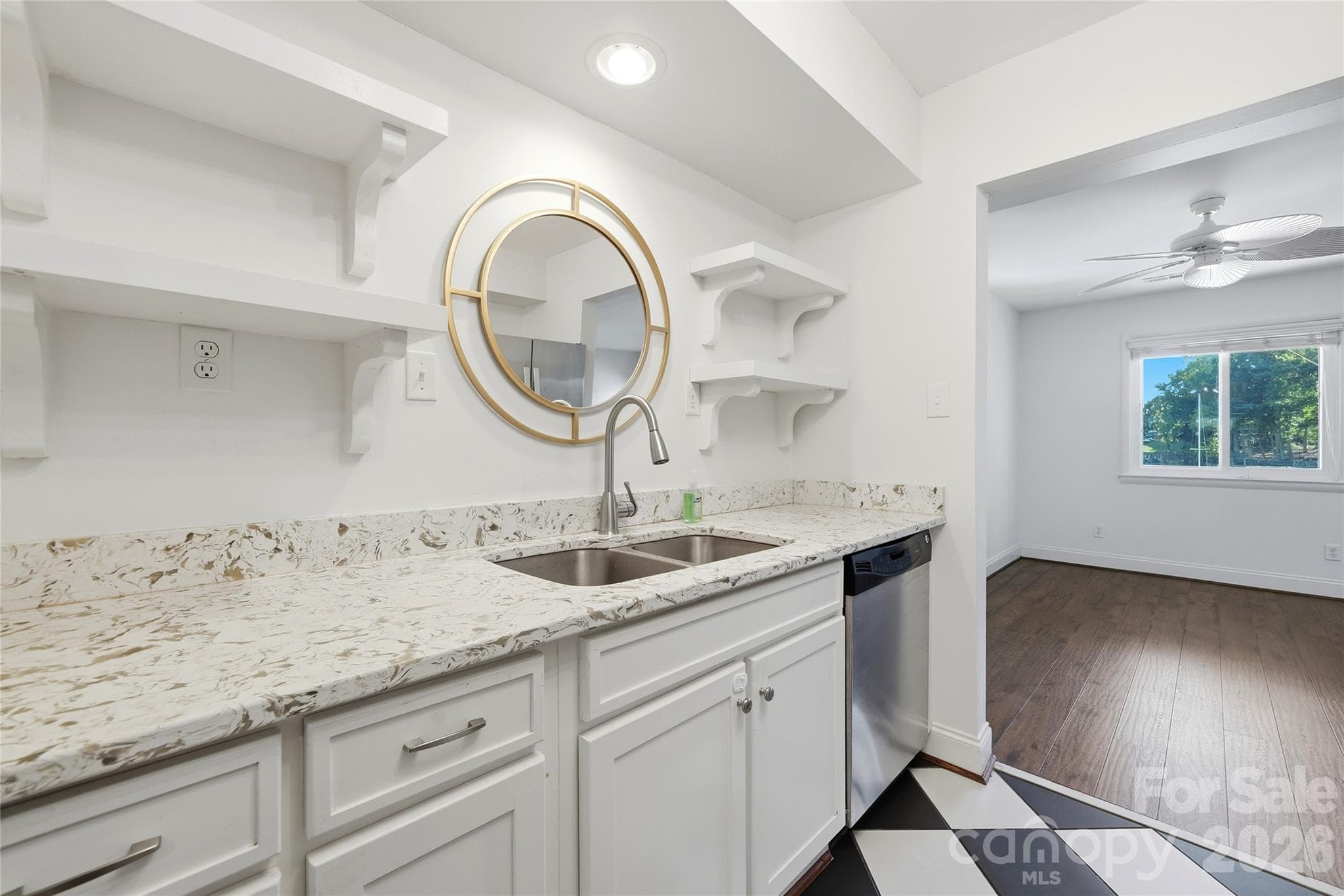 Townhouse at 8014 Westcape Drive, Denver, photo 12 of 31