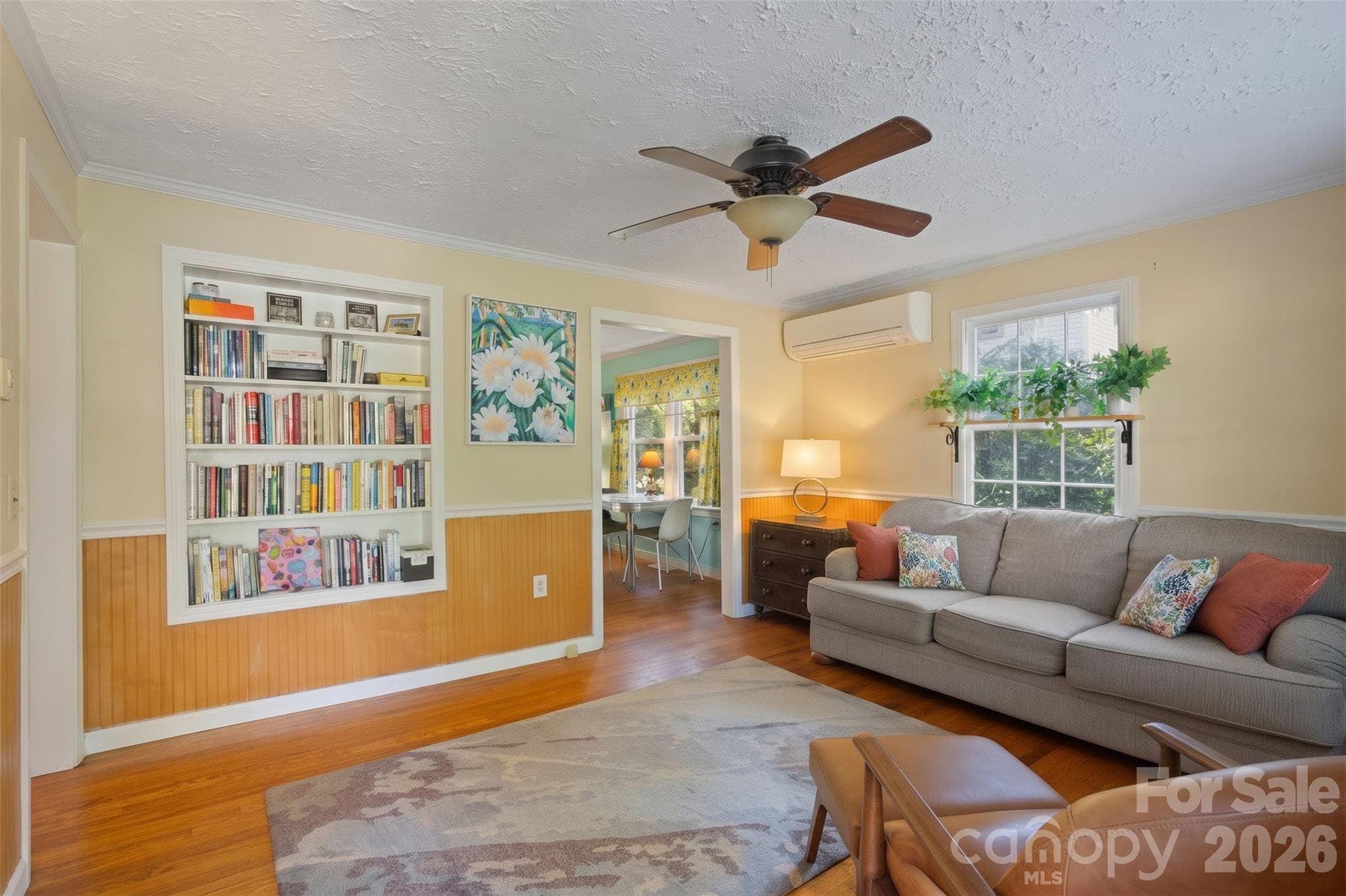 Single Family Residence at 224 Aurora Drive, Asheville, photo 5 of 26