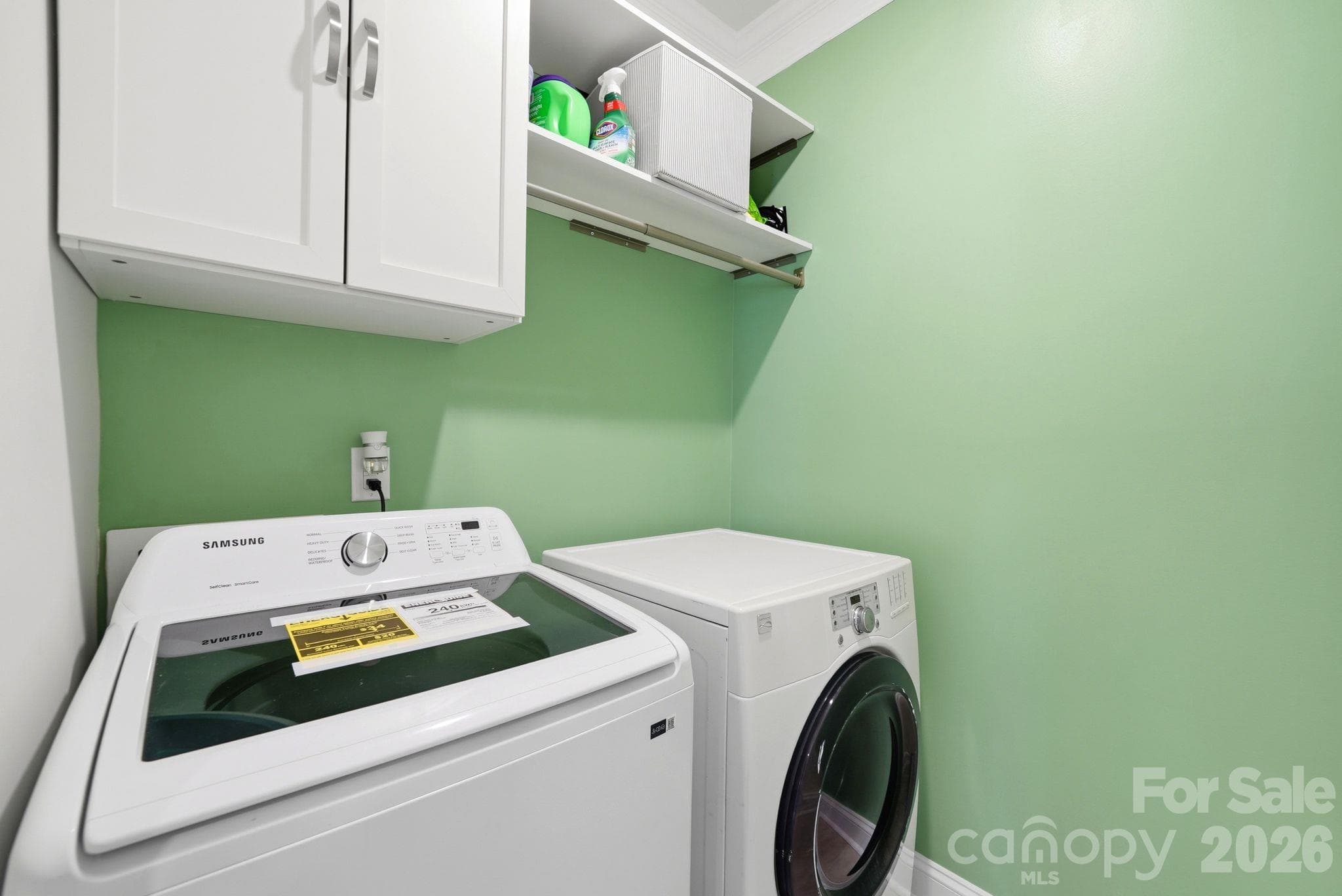 Laundry Room with Shelves - 4207 Millstream Road, Denver