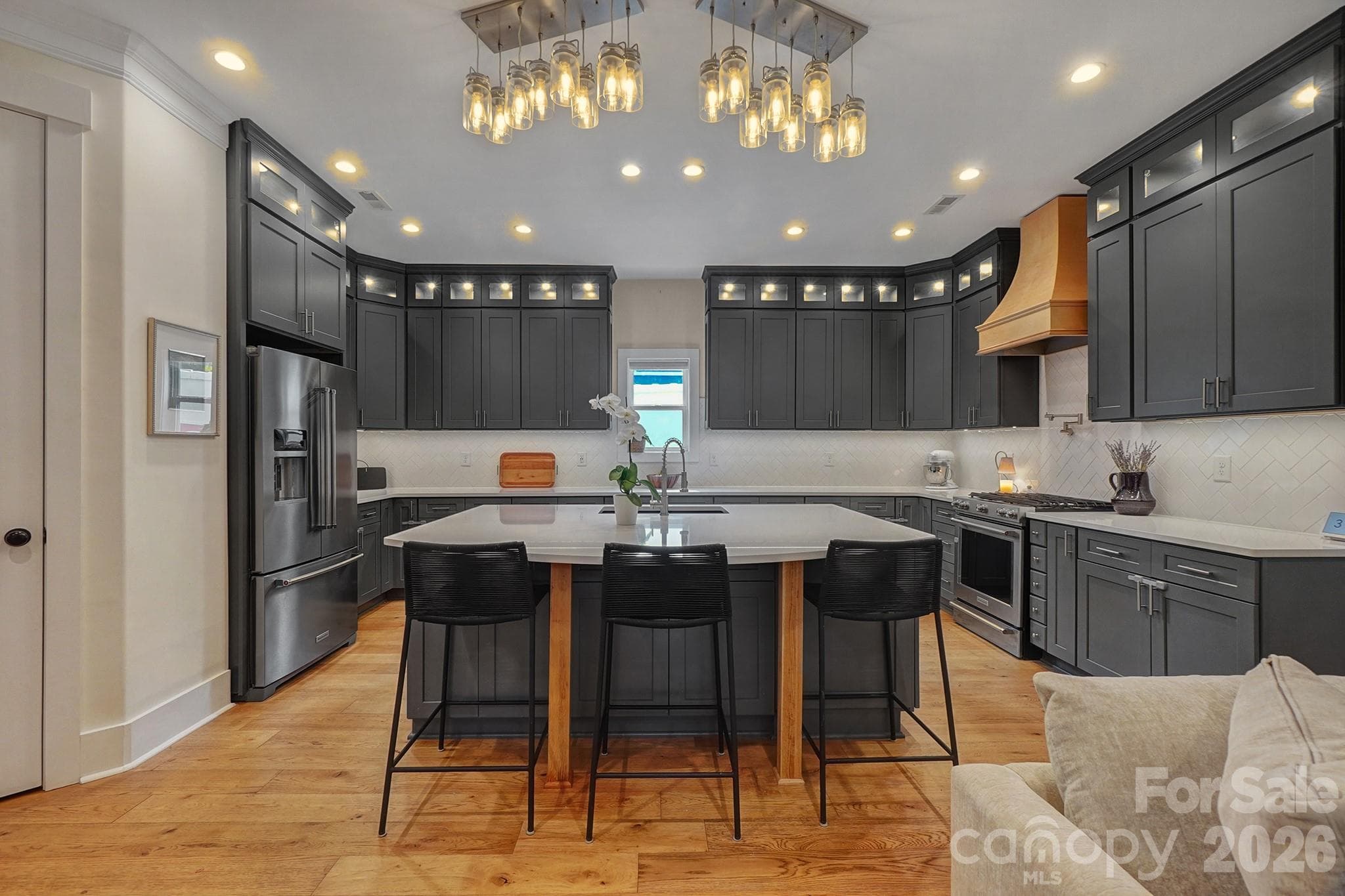 Single Family Residence at 1216 Effingham Road, Charlotte, photo 16 of 42