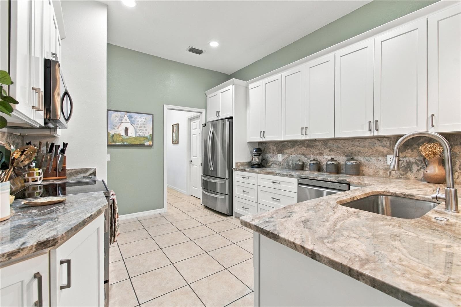 Single Family Residence at 2267 CROSS TEE CT, BROOKSVILLE, photo 7 of 38