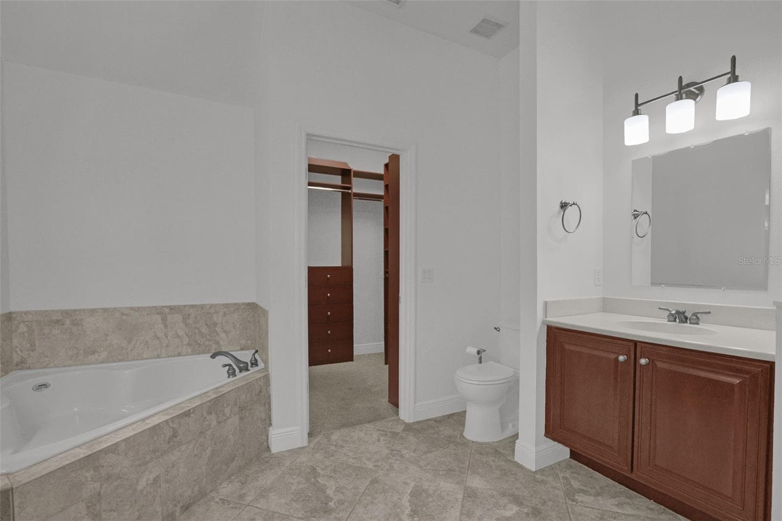 Townhouse at 1161 CHARMING ST, MAITLAND, photo 19 of 44