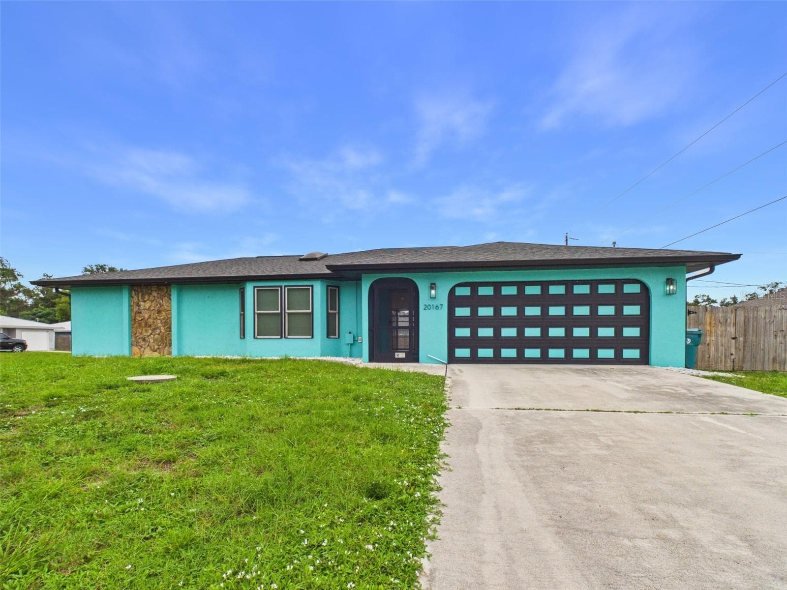 20167 HOLLAND AVE