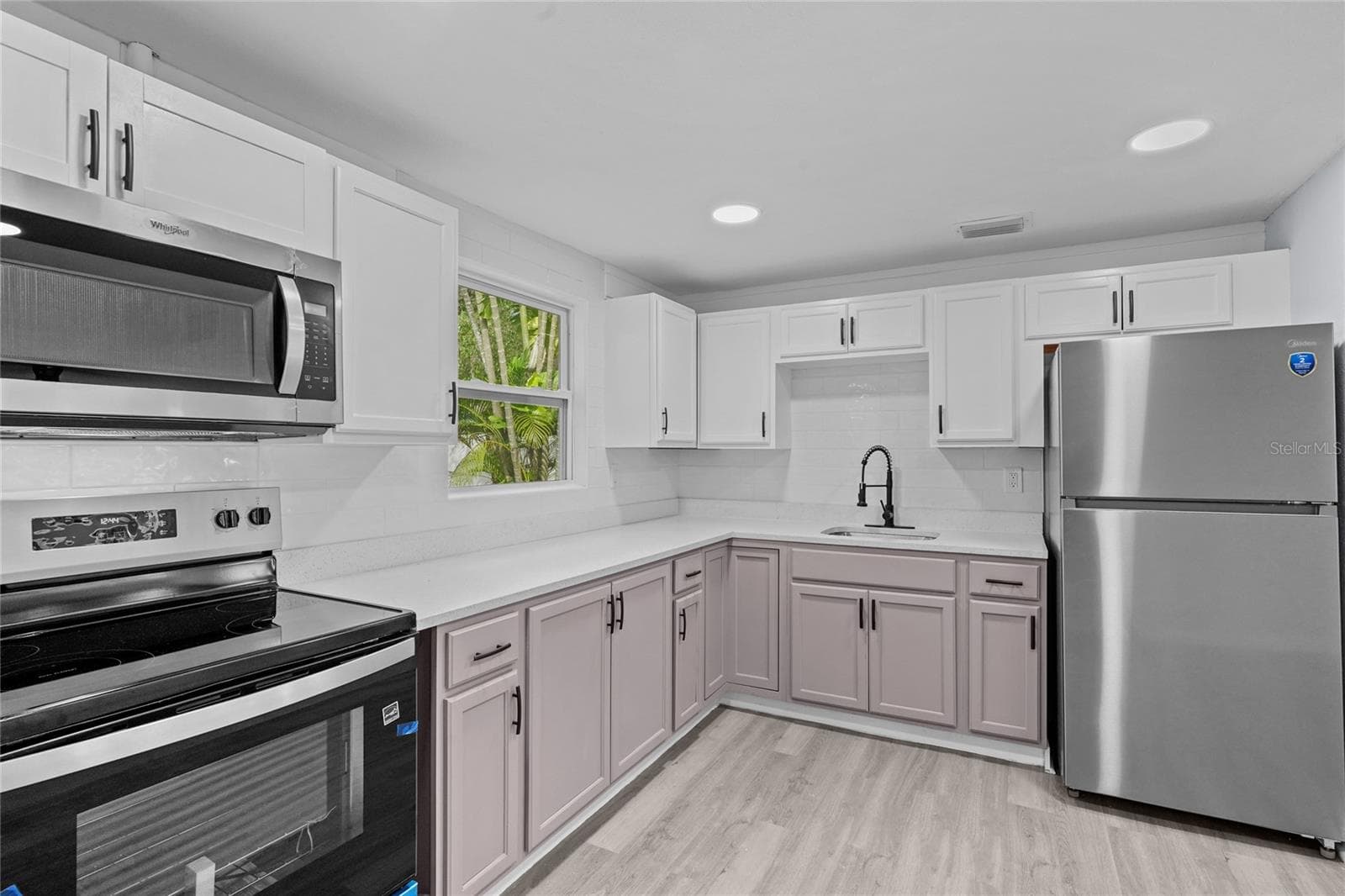 Single Family Residence at 272 36TH STREET CT E, PALMETTO, photo 3 of 20