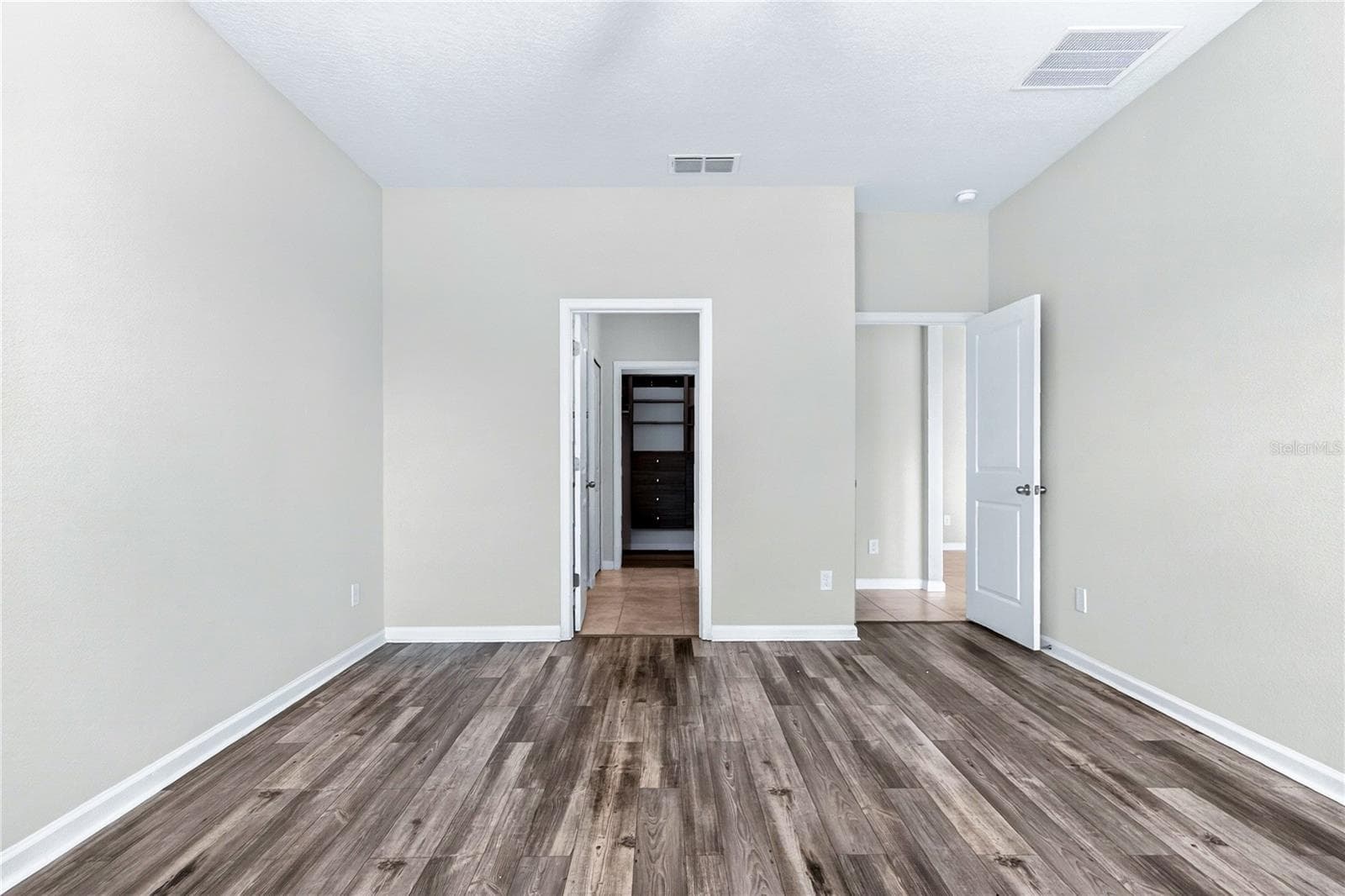 Single Family Residence at 2304 TUDOR ROSE DR, SANFORD, photo 18 of 53