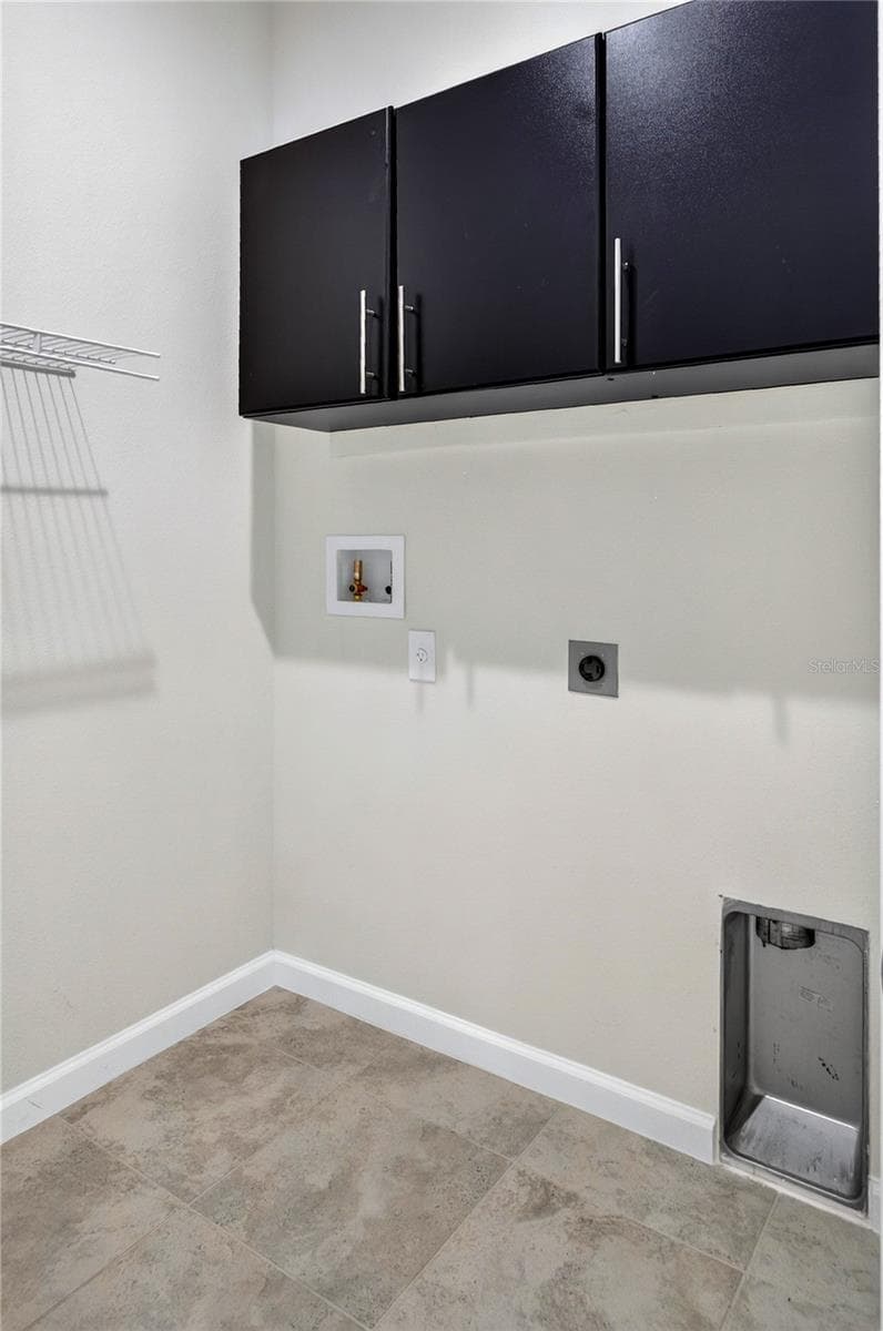 Laundry room - 2304 TUDOR ROSE DR, SANFORD