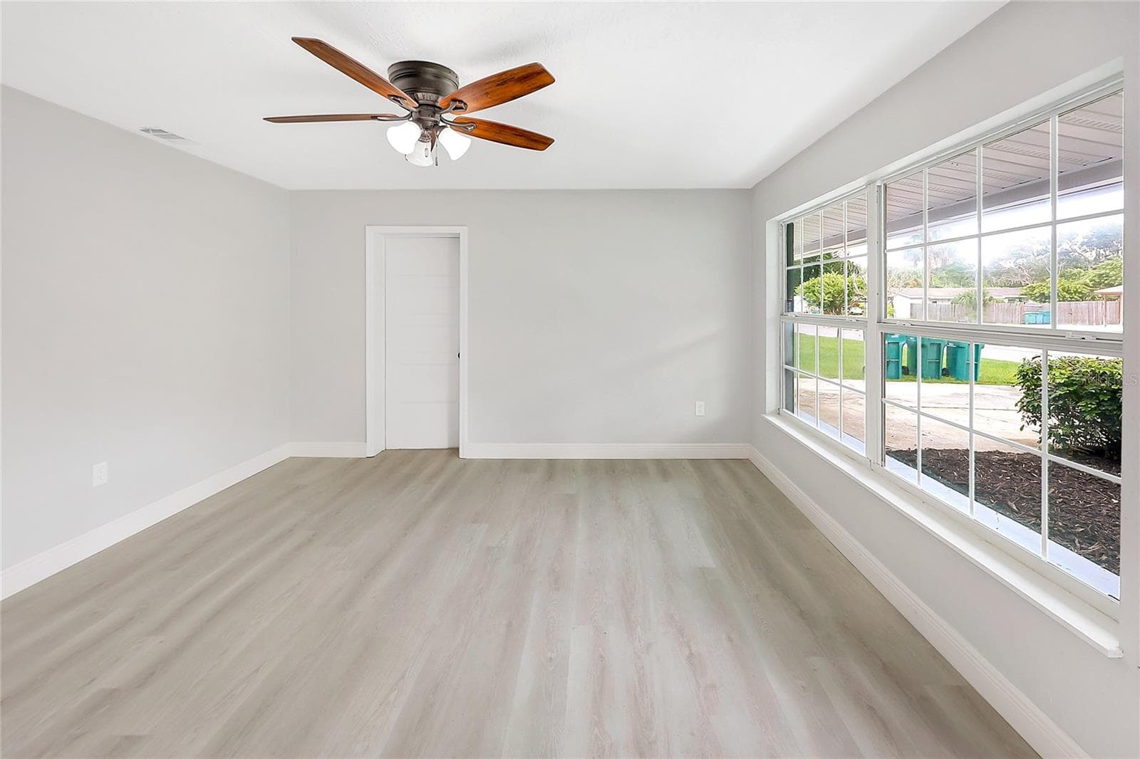 Single Family Residence at 1604 ARNOLD DR, MELBOURNE, photo 5 of 36