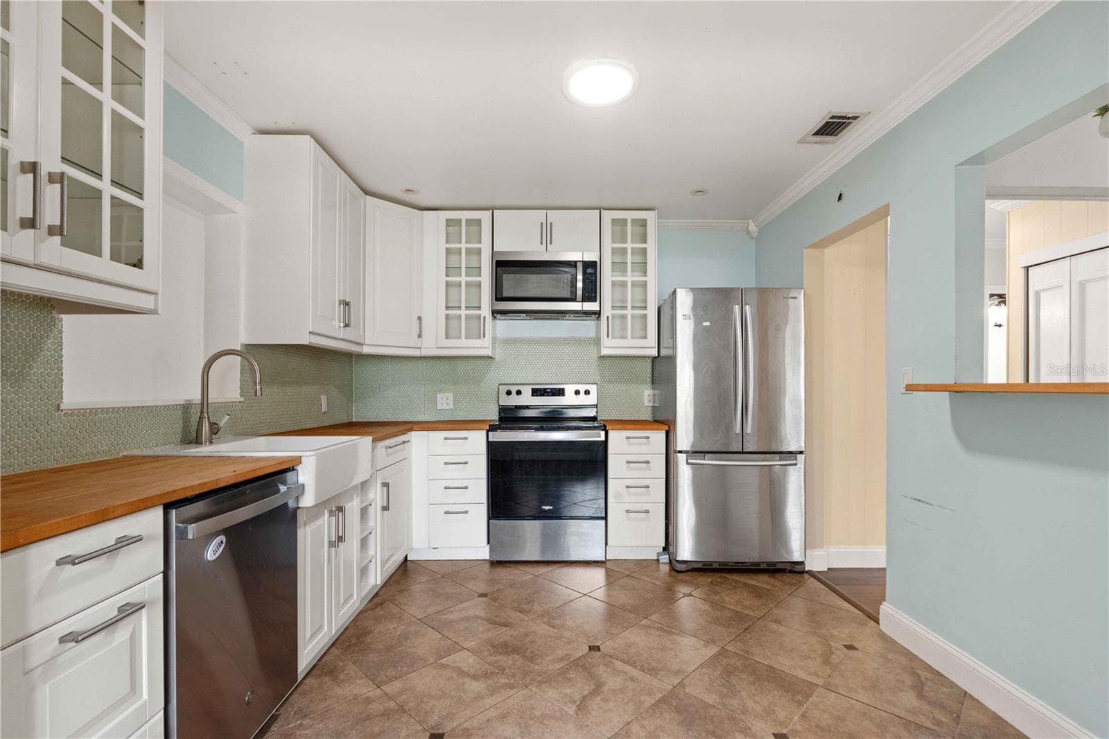 Single Family Residence at 6116 FLORIDA AVE, NEW PORT RICHEY, photo 9 of 26