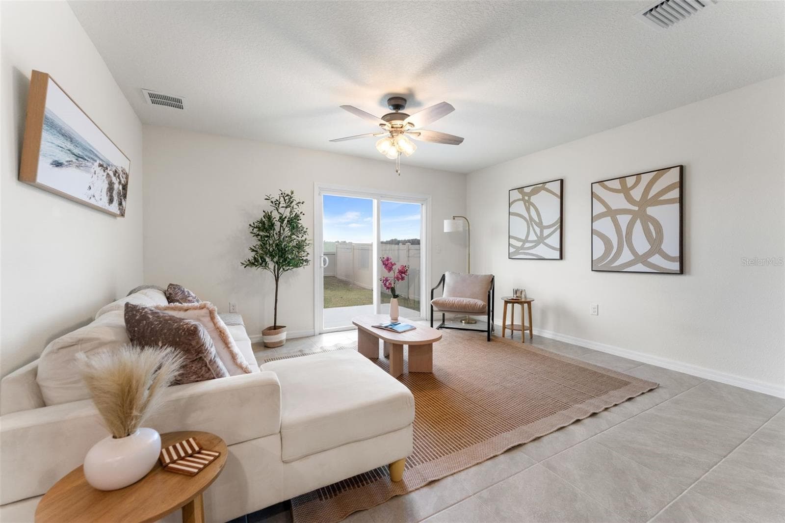 Single Family Residence at 24595 NW 11TH PL, NEWBERRY, photo 10 of 38