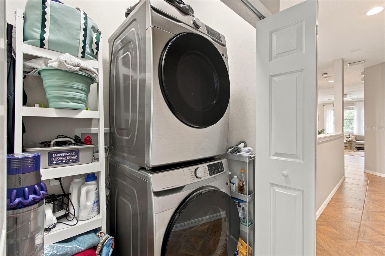 Laundry Closet with Storage - 9420 GEORGIAN PARK LN #108, TAMPA